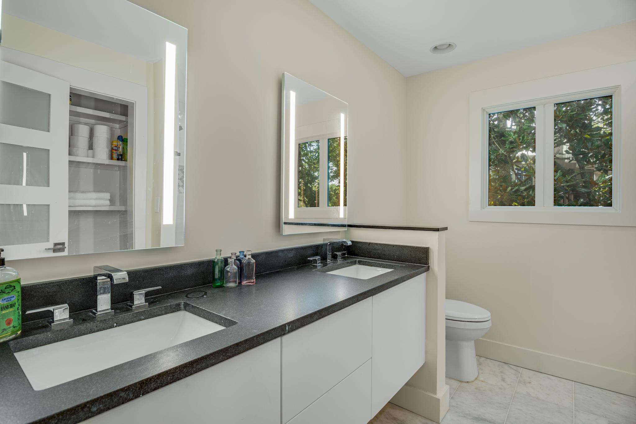 BEACH HIGHLAND - Residential