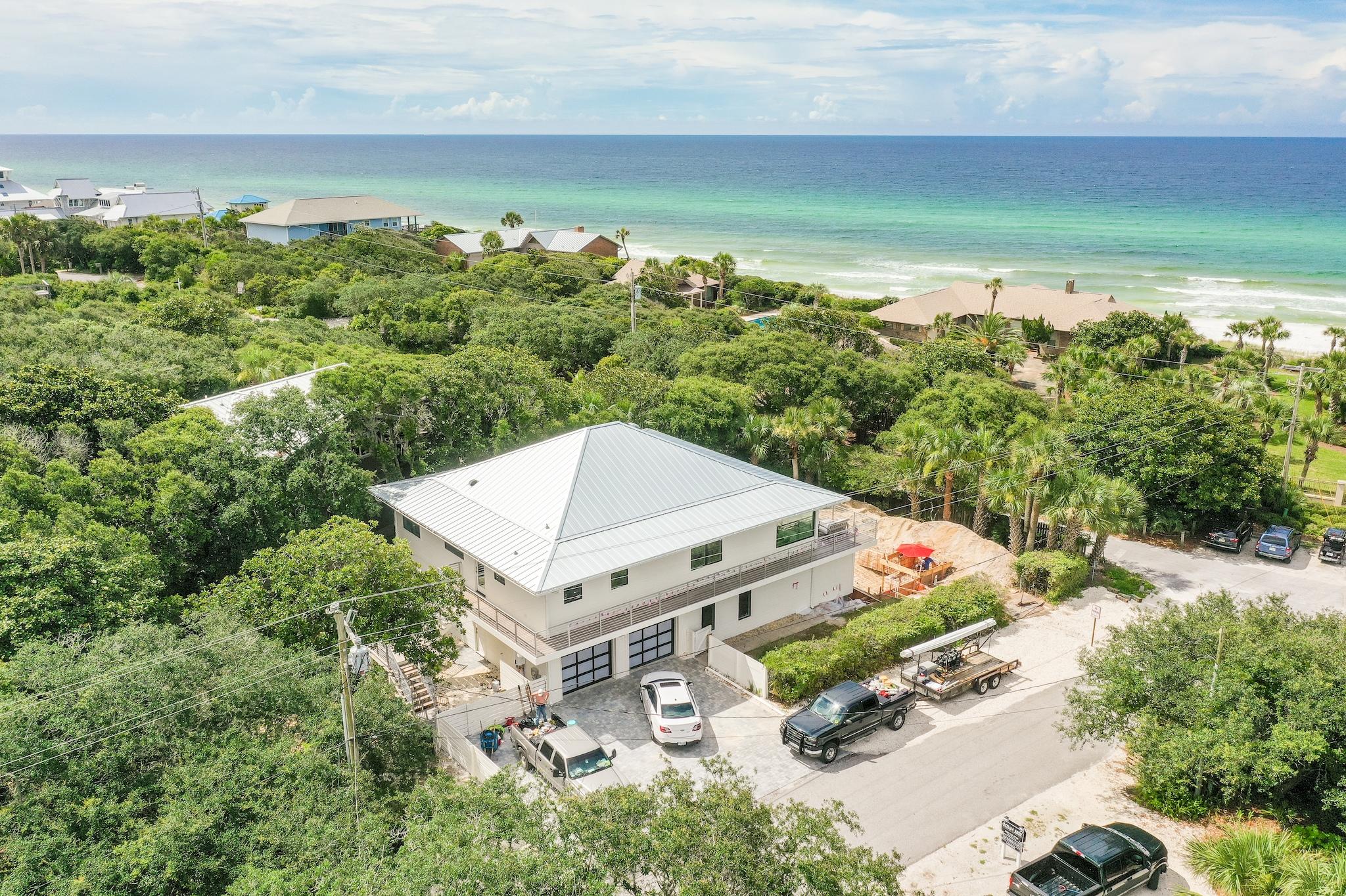 BEACH HIGHLAND - Residential