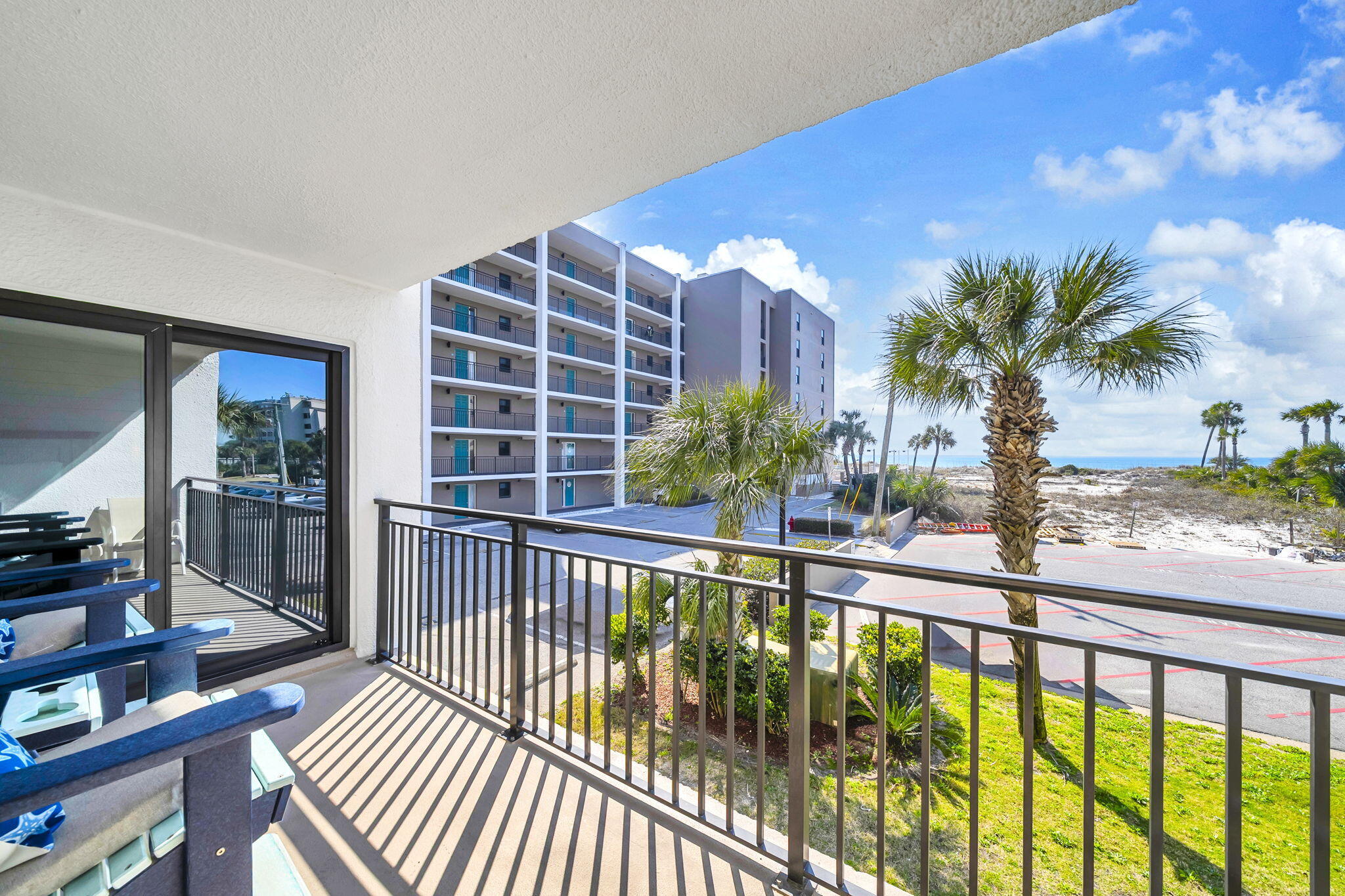 EMERALD ISLE - Residential