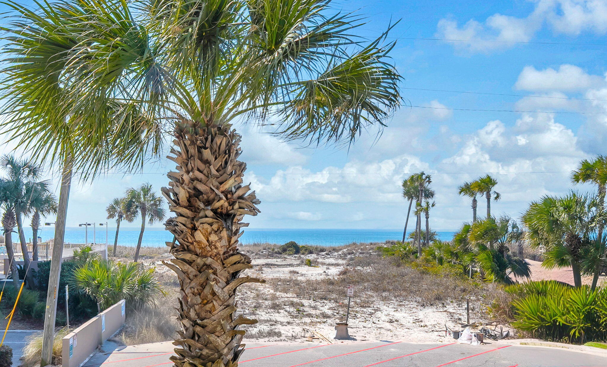 EMERALD ISLE - Residential