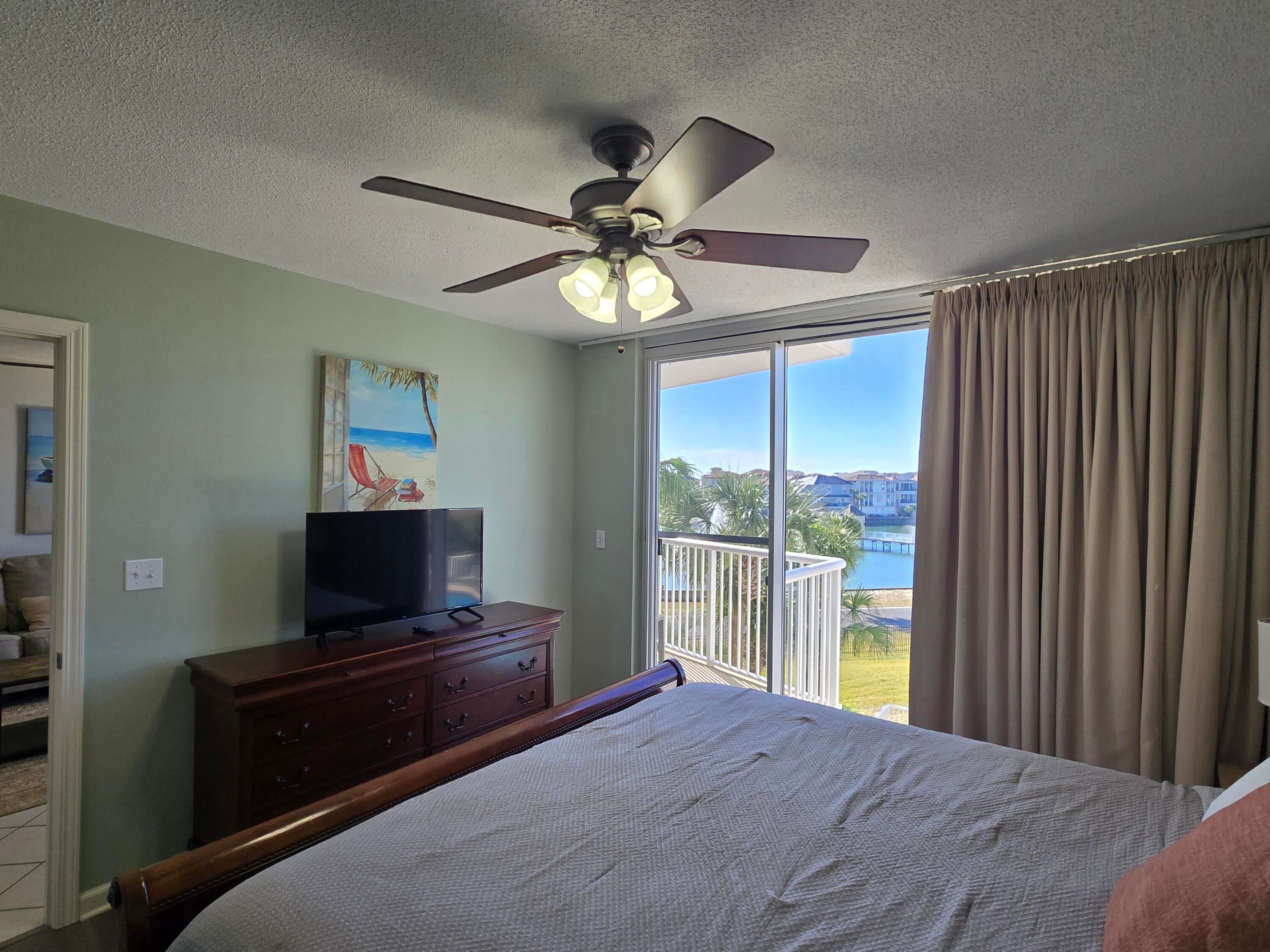 EMERALD COAST CONDO - Residential Lease