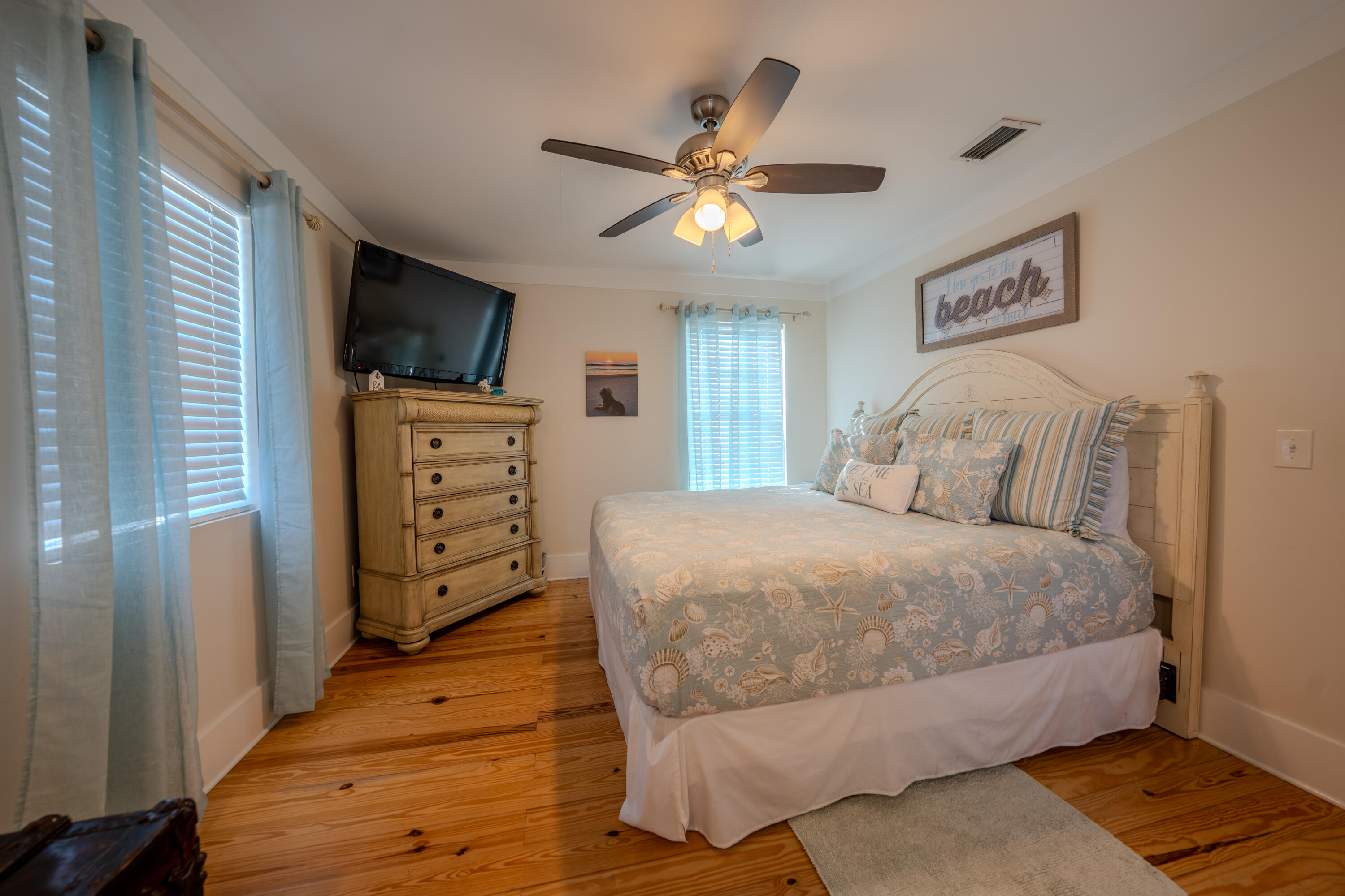 HOLIDAY BEACH UNIT 03 - Residential