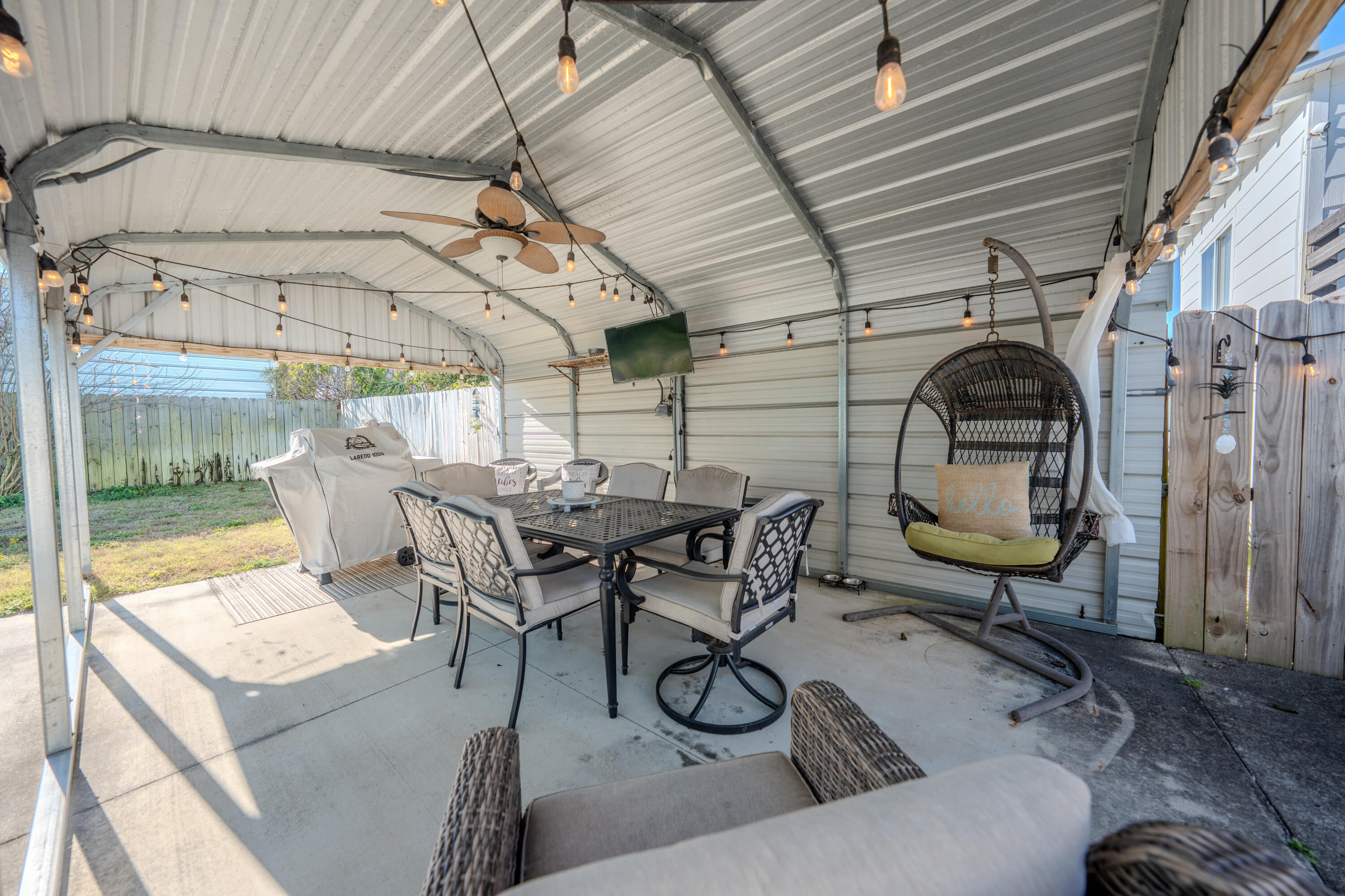 HOLIDAY BEACH UNIT 03 - Residential