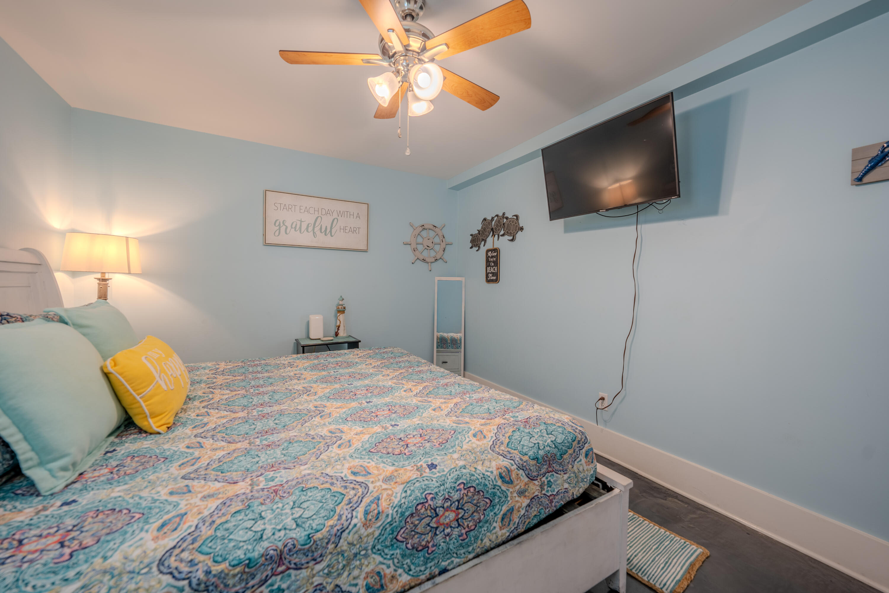 HOLIDAY BEACH UNIT 03 - Residential