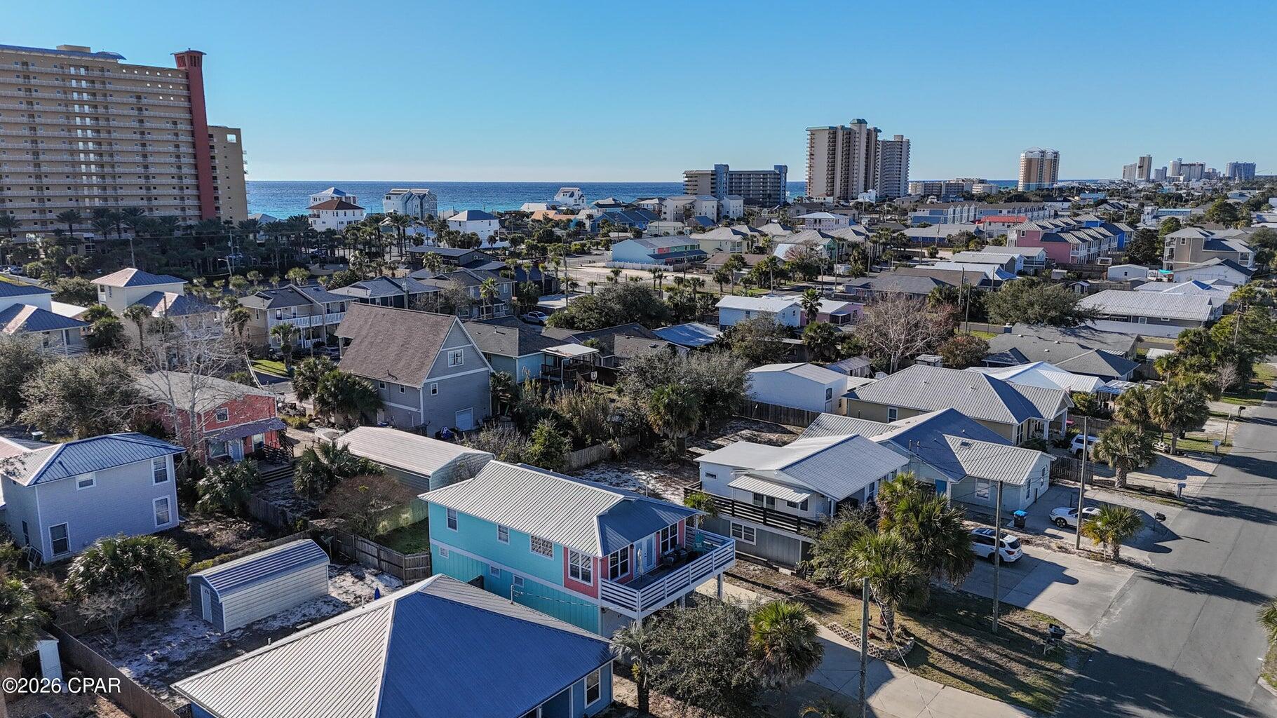 HOLIDAY BEACH UNIT 03 - Residential