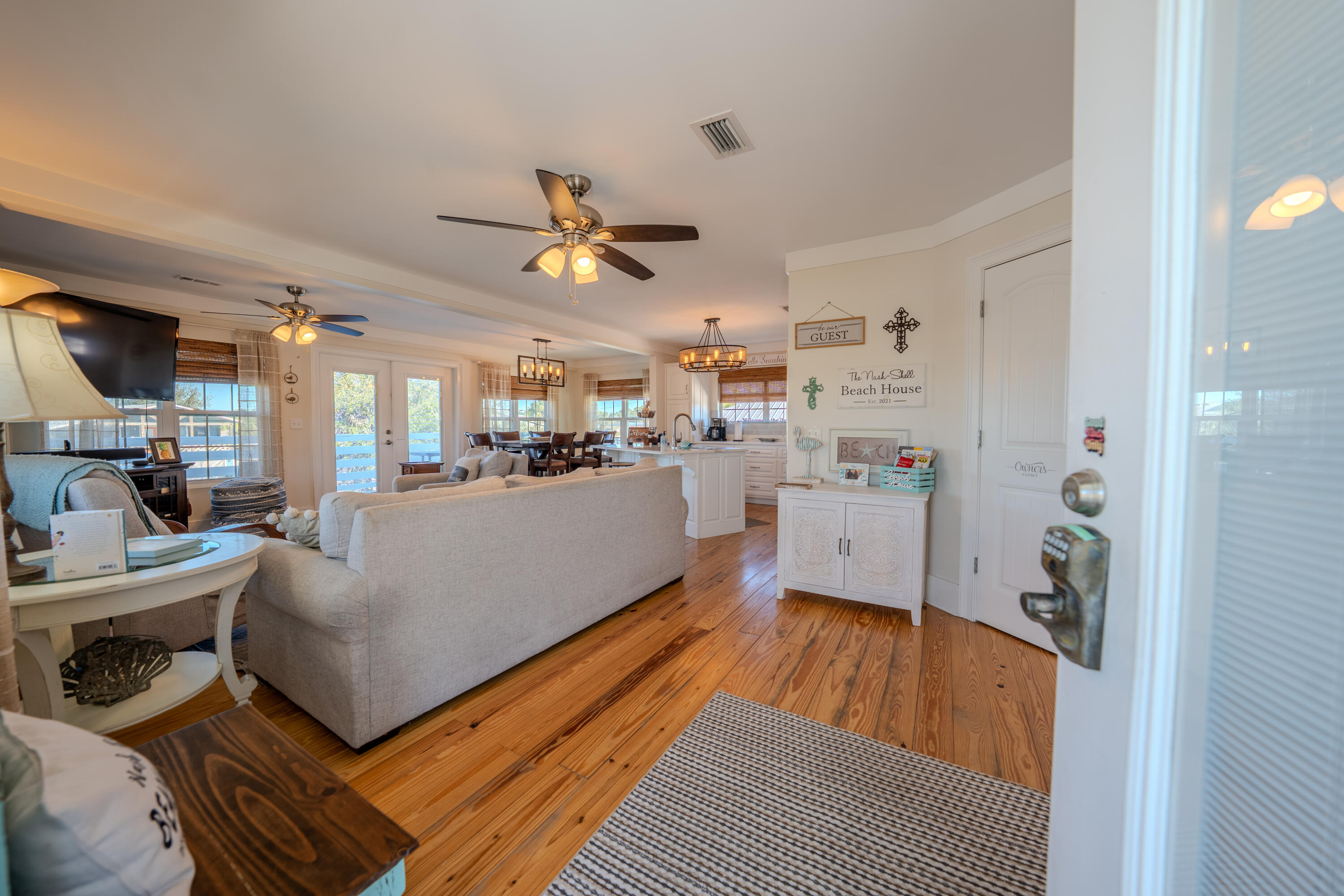 HOLIDAY BEACH UNIT 03 - Residential
