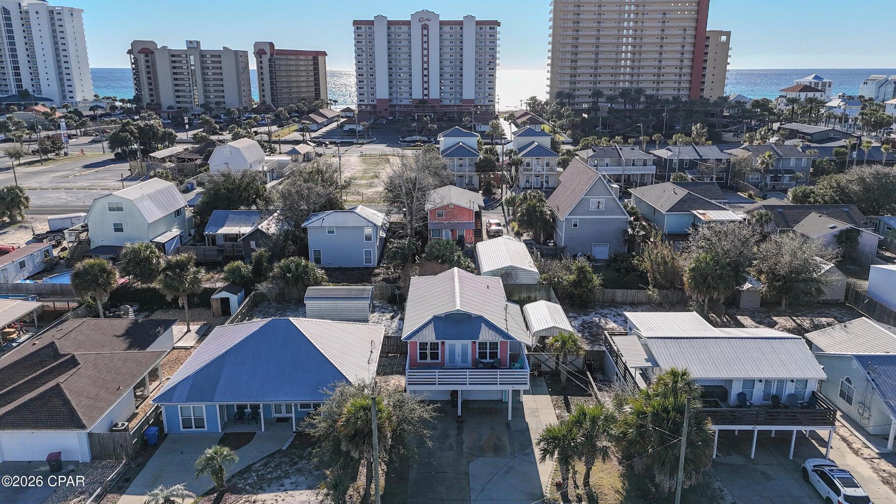 HOLIDAY BEACH UNIT 03 - Residential