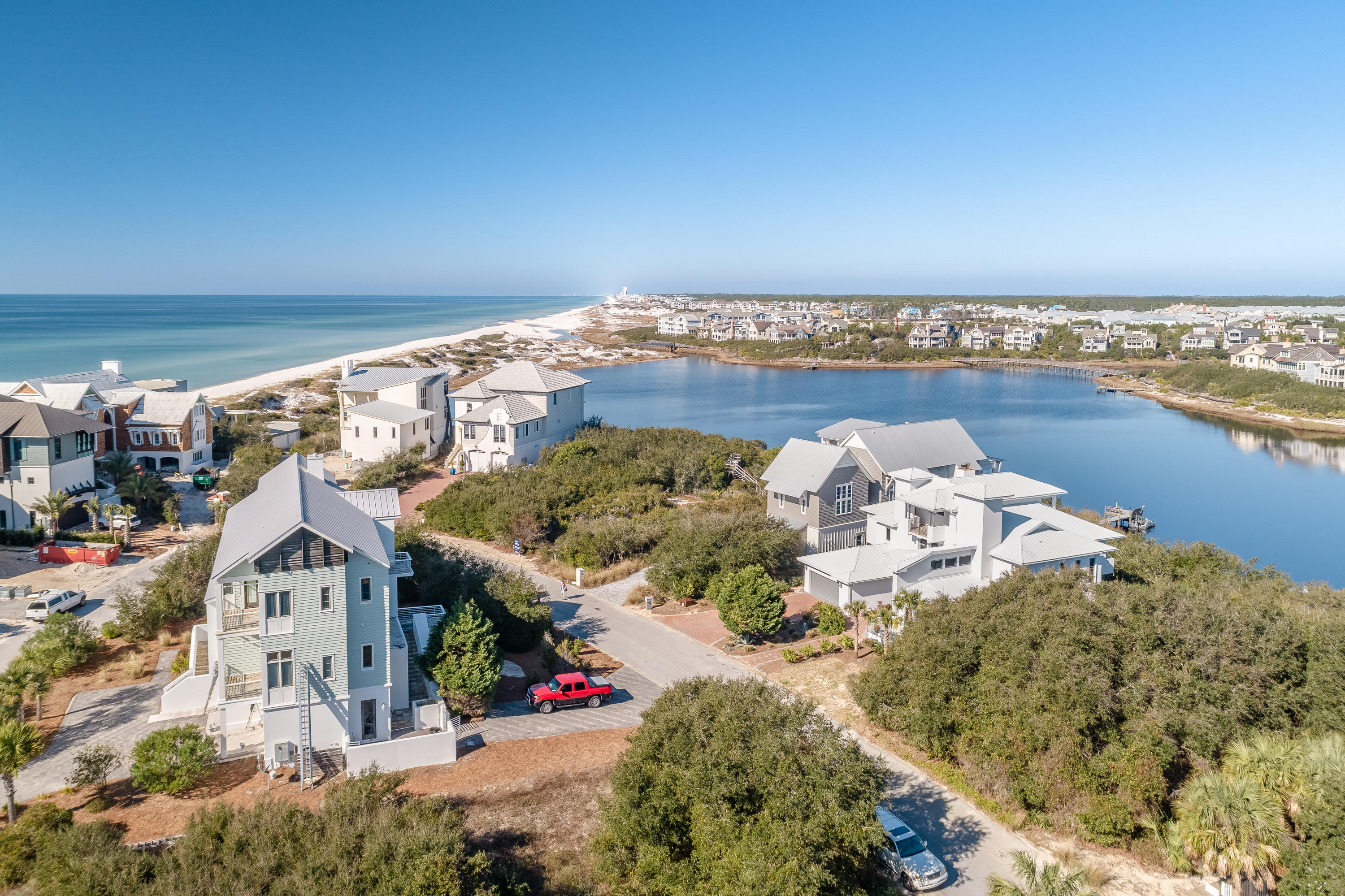 CAMP CREEK POINT - Residential