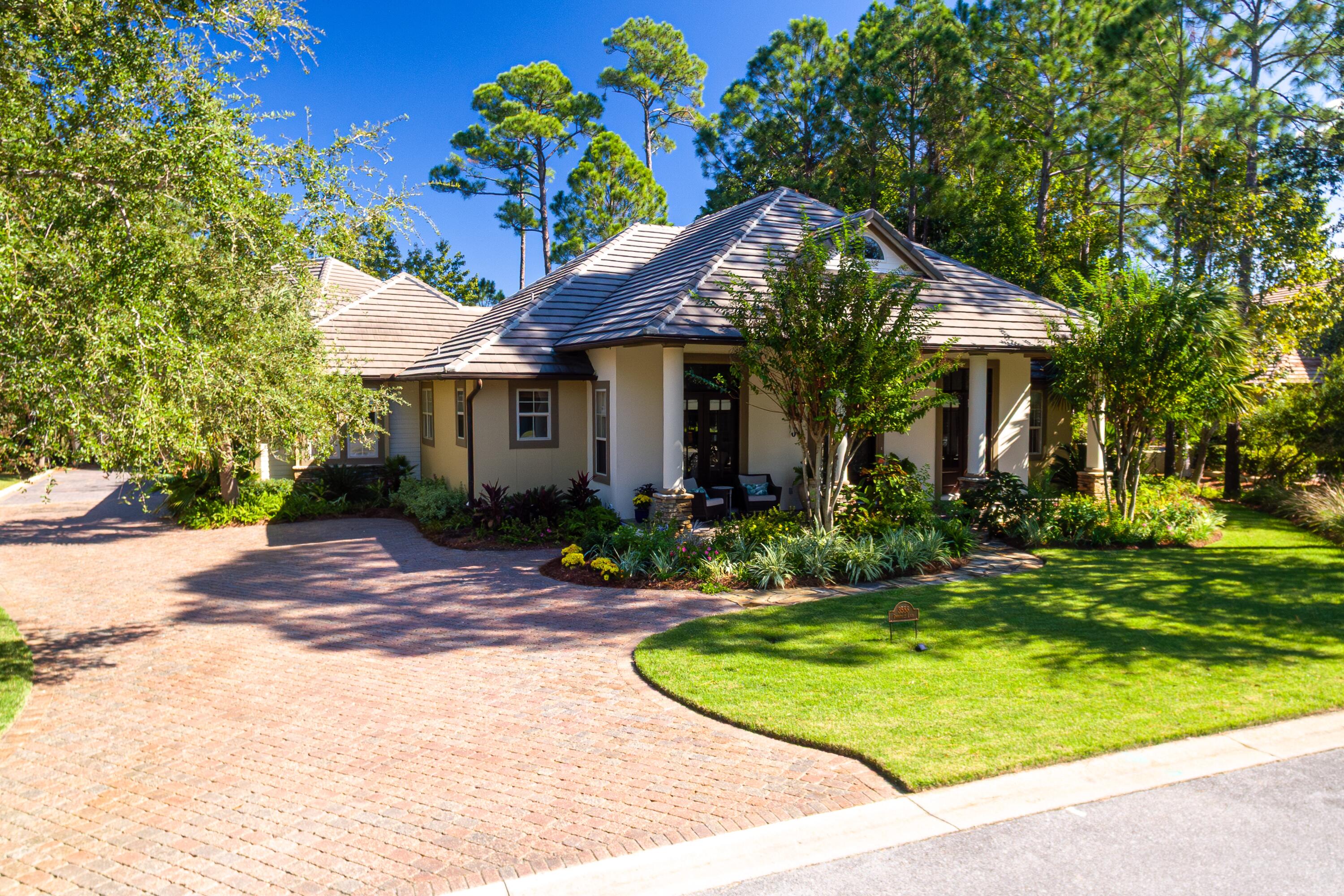 BURNT PINE - Residential
