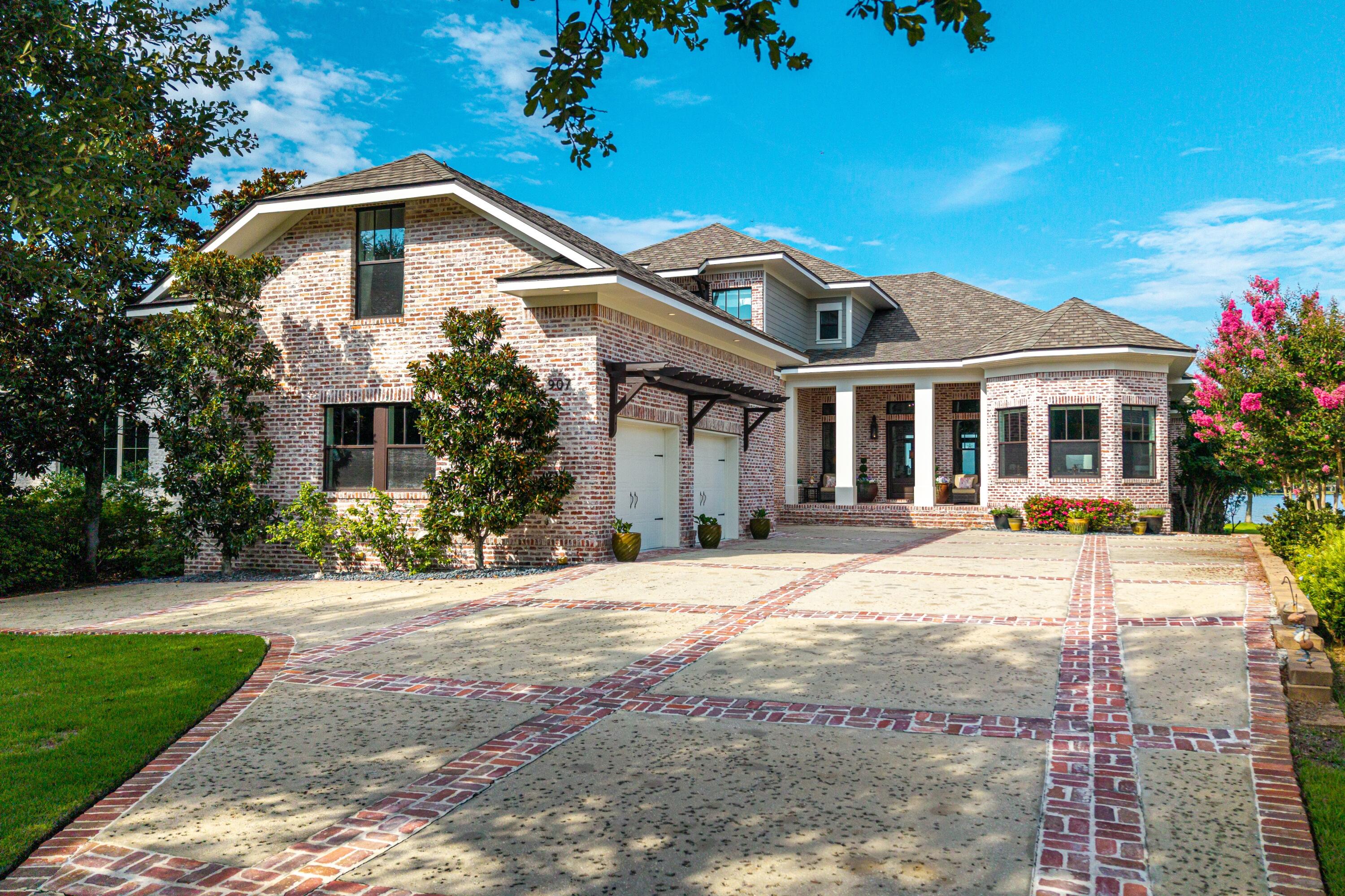 Peacock's Point - Residential