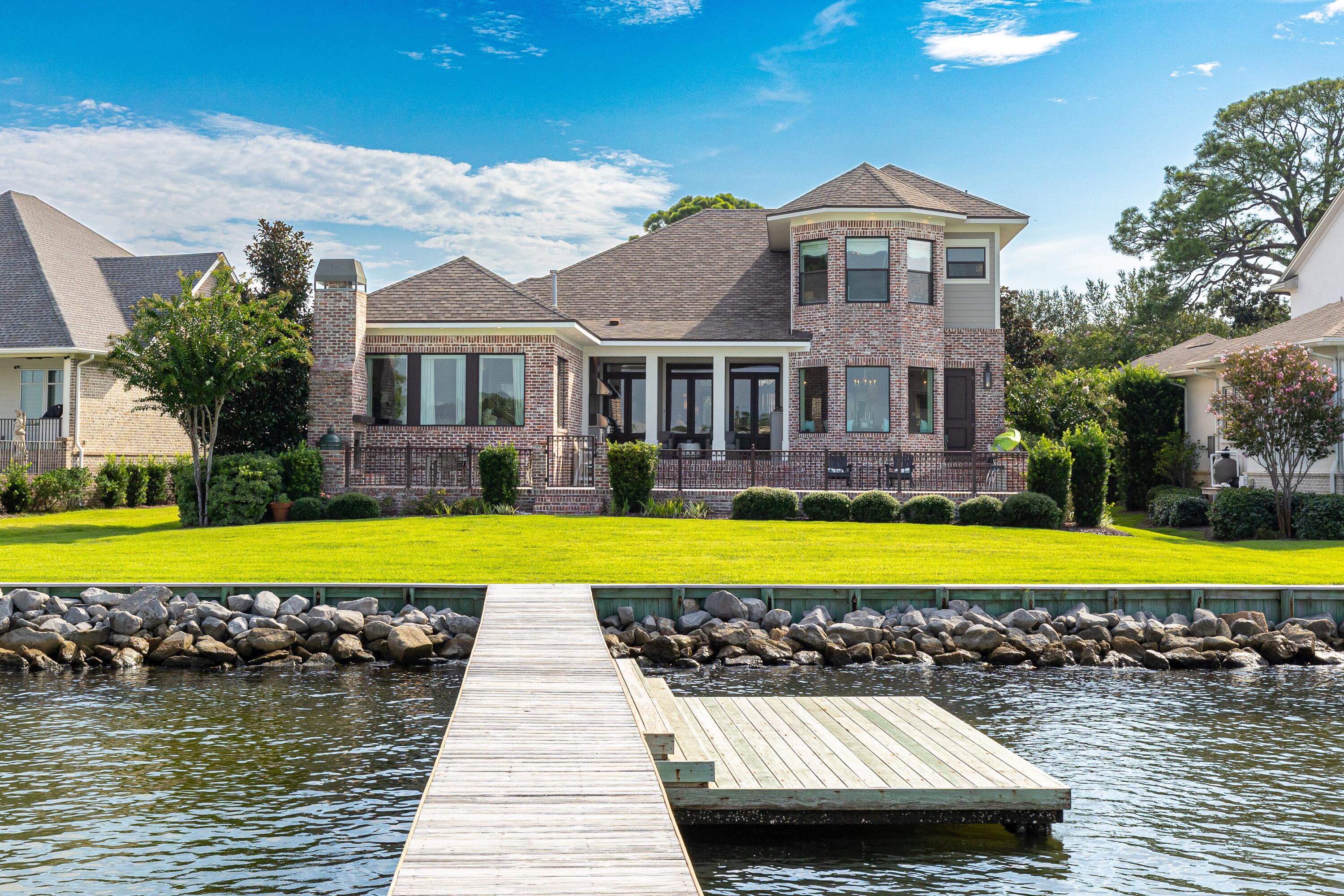 Peacock's Point - Residential