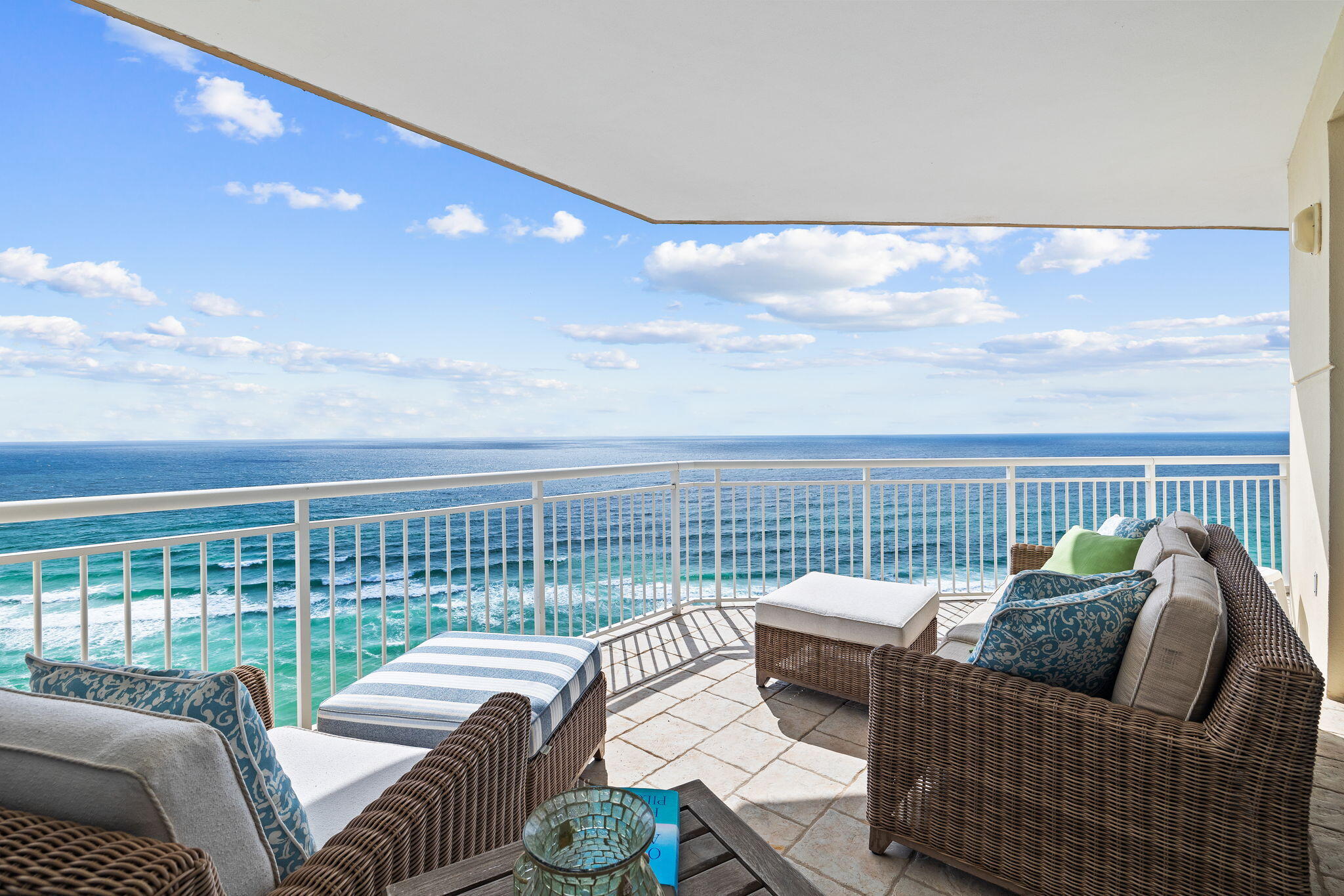 BELLE MER CONDOMINIUM - Residential