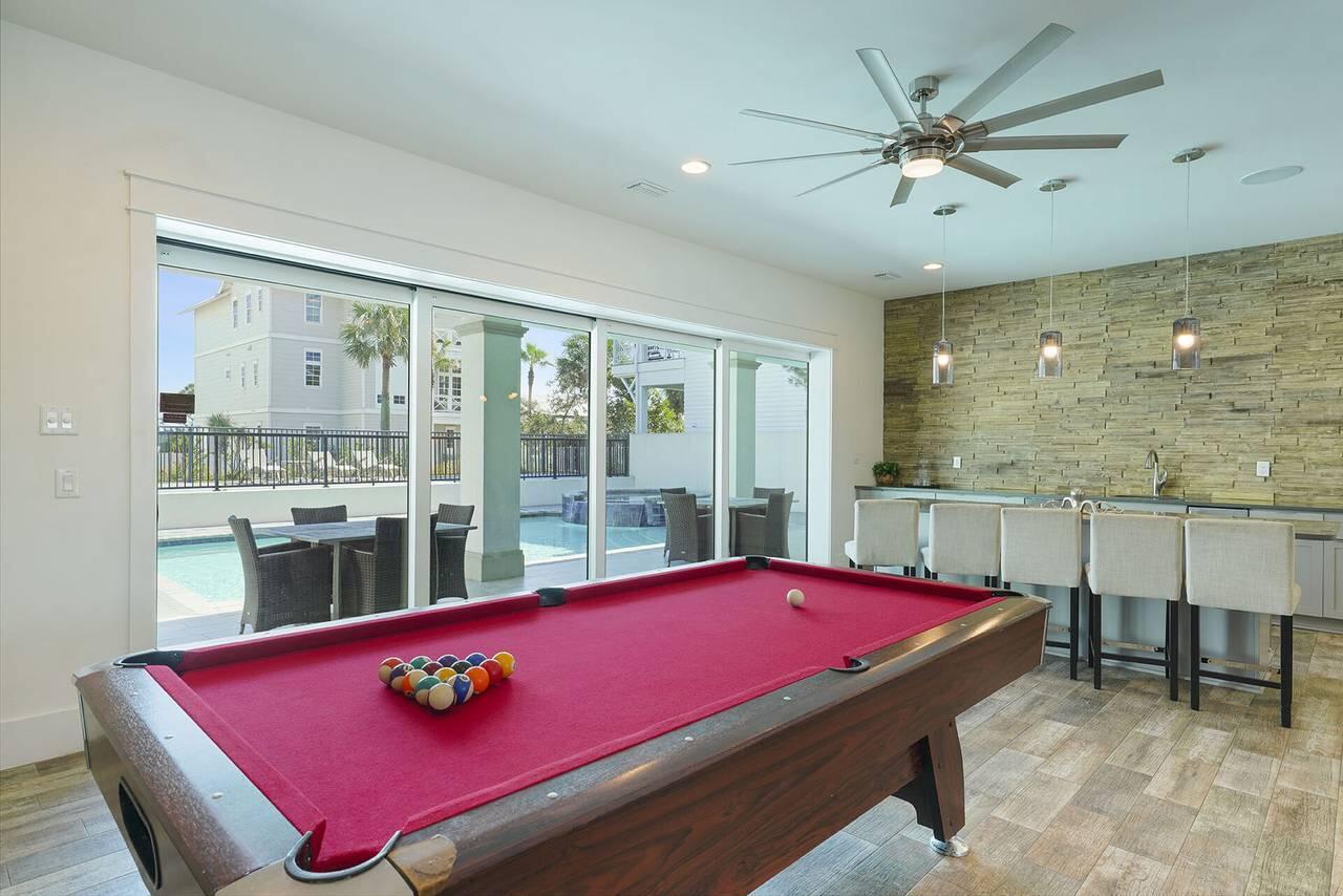 BEACH HIGHLAND - Residential