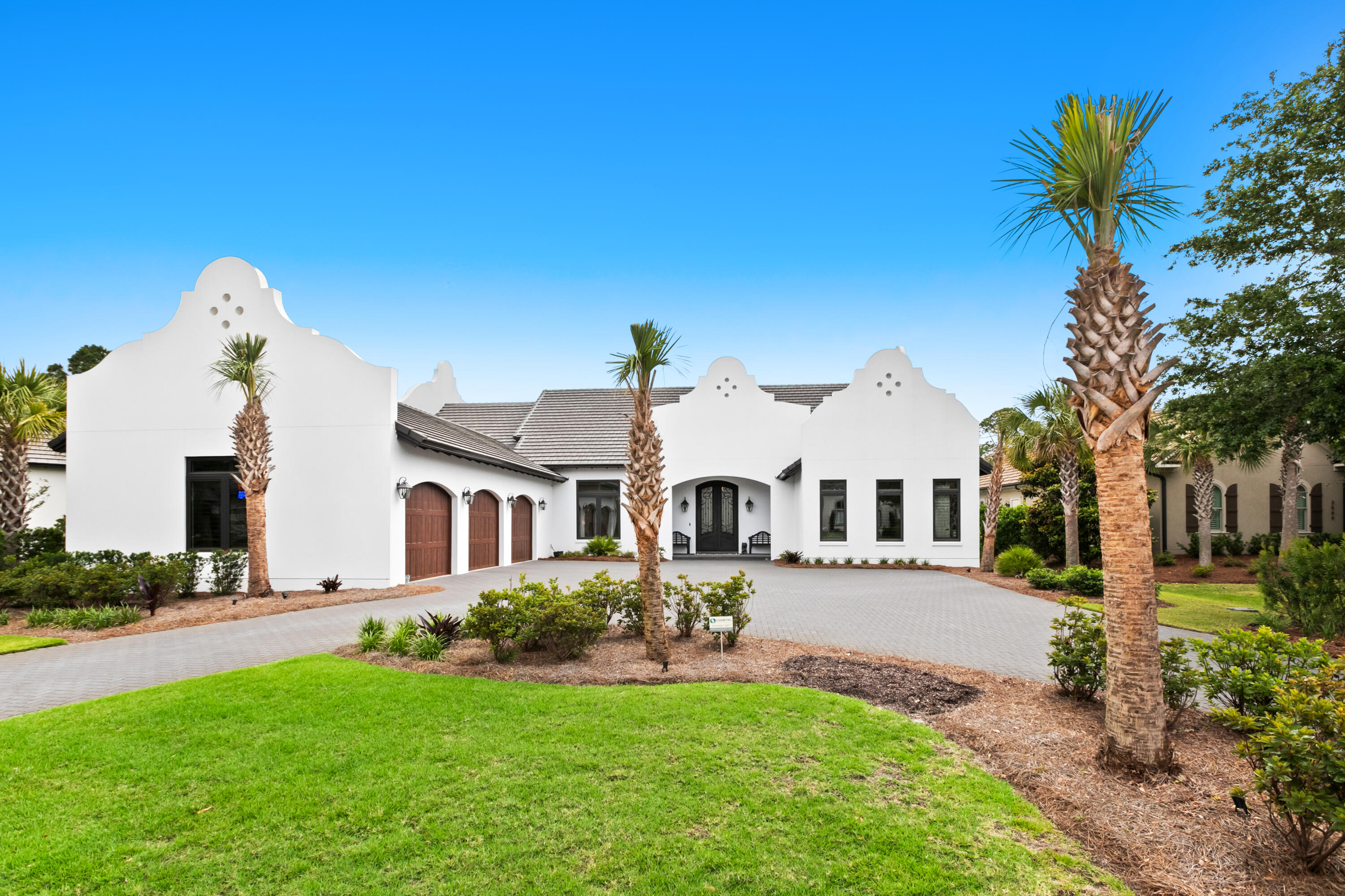 BURNT PINE - Residential