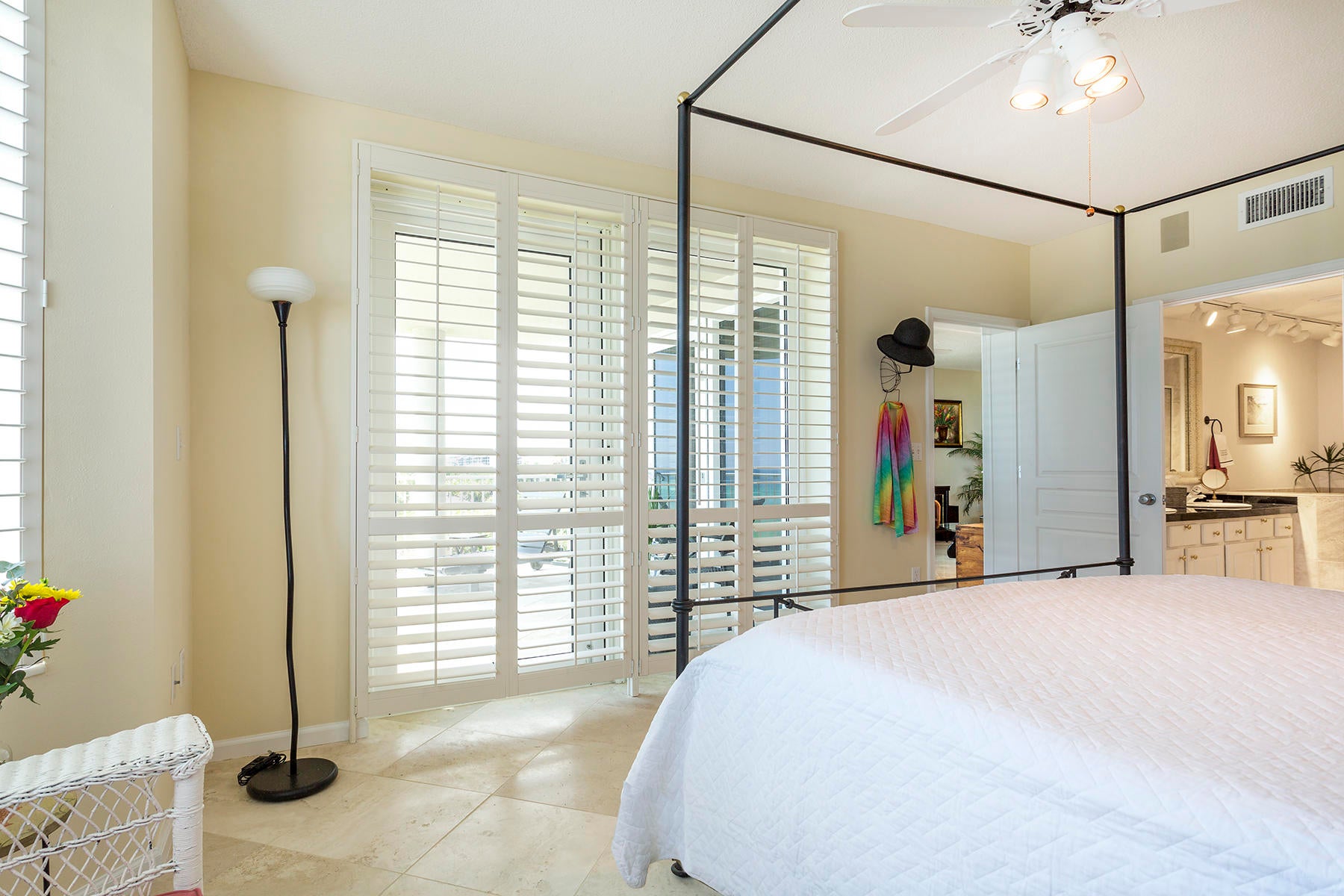 TRANQUILLITY ON THE BEACH - Residential