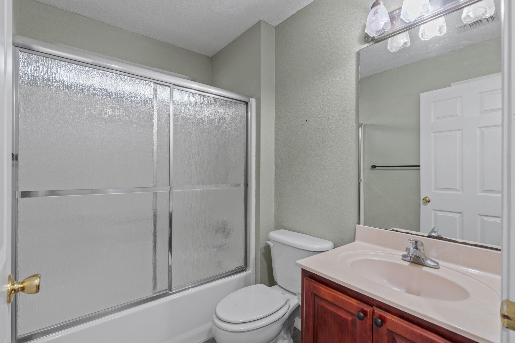 MELISSA OAKS - Residential