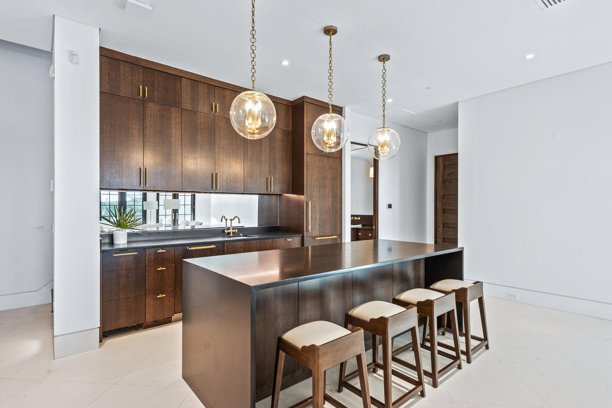 RETREAT THE - Residential