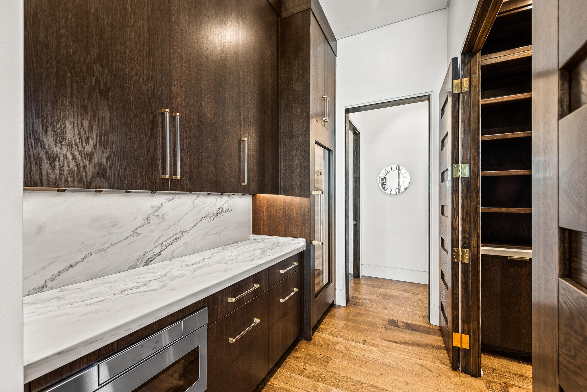 RETREAT THE - Residential