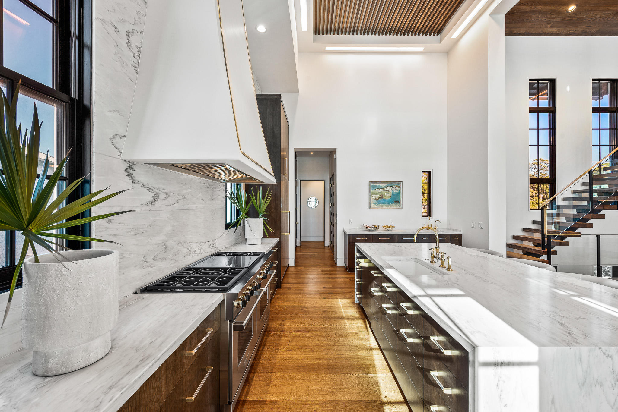RETREAT THE - Residential