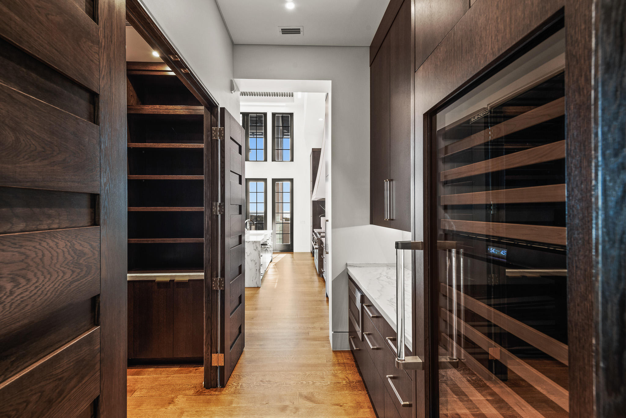 RETREAT THE - Residential