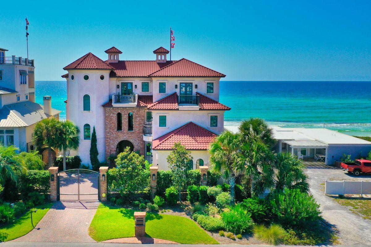 BLUE MOUNTAIN BEACH - Residential
