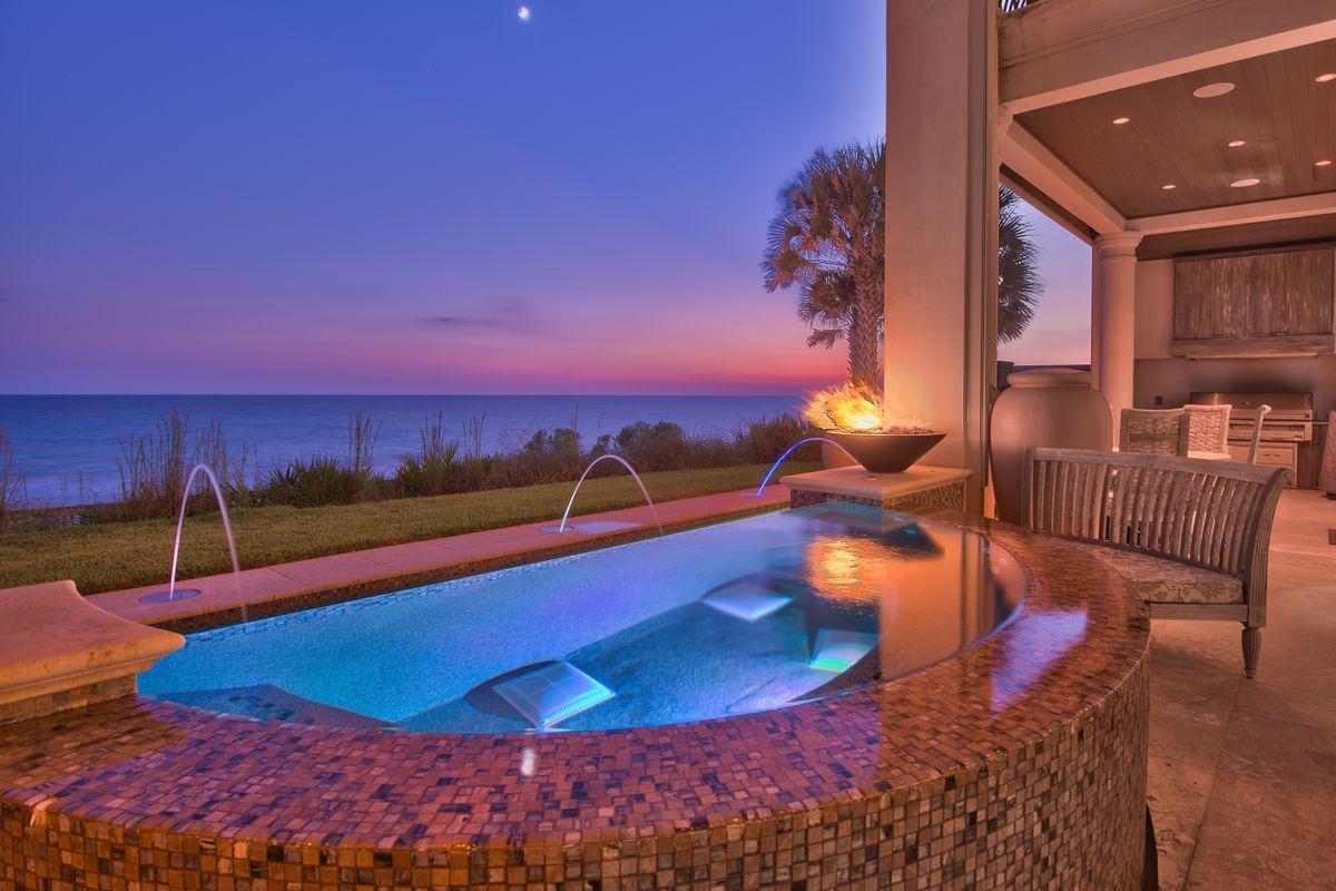 BLUE MOUNTAIN BEACH - Residential