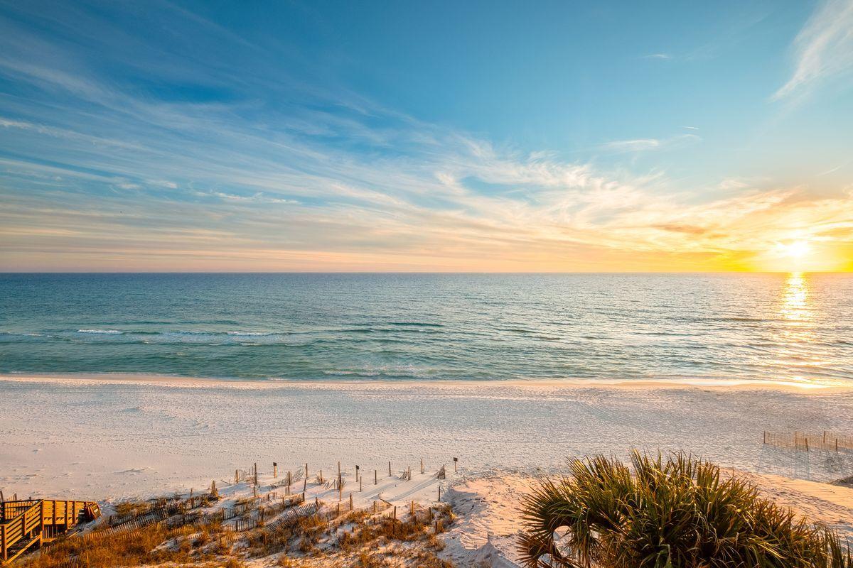 BLUE MOUNTAIN BEACH - Residential