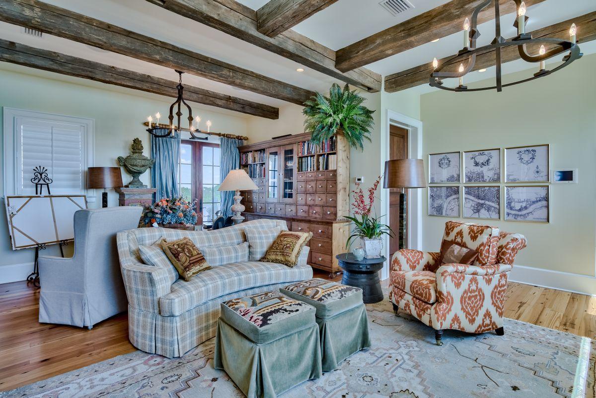 BLUE MOUNTAIN BEACH - Residential