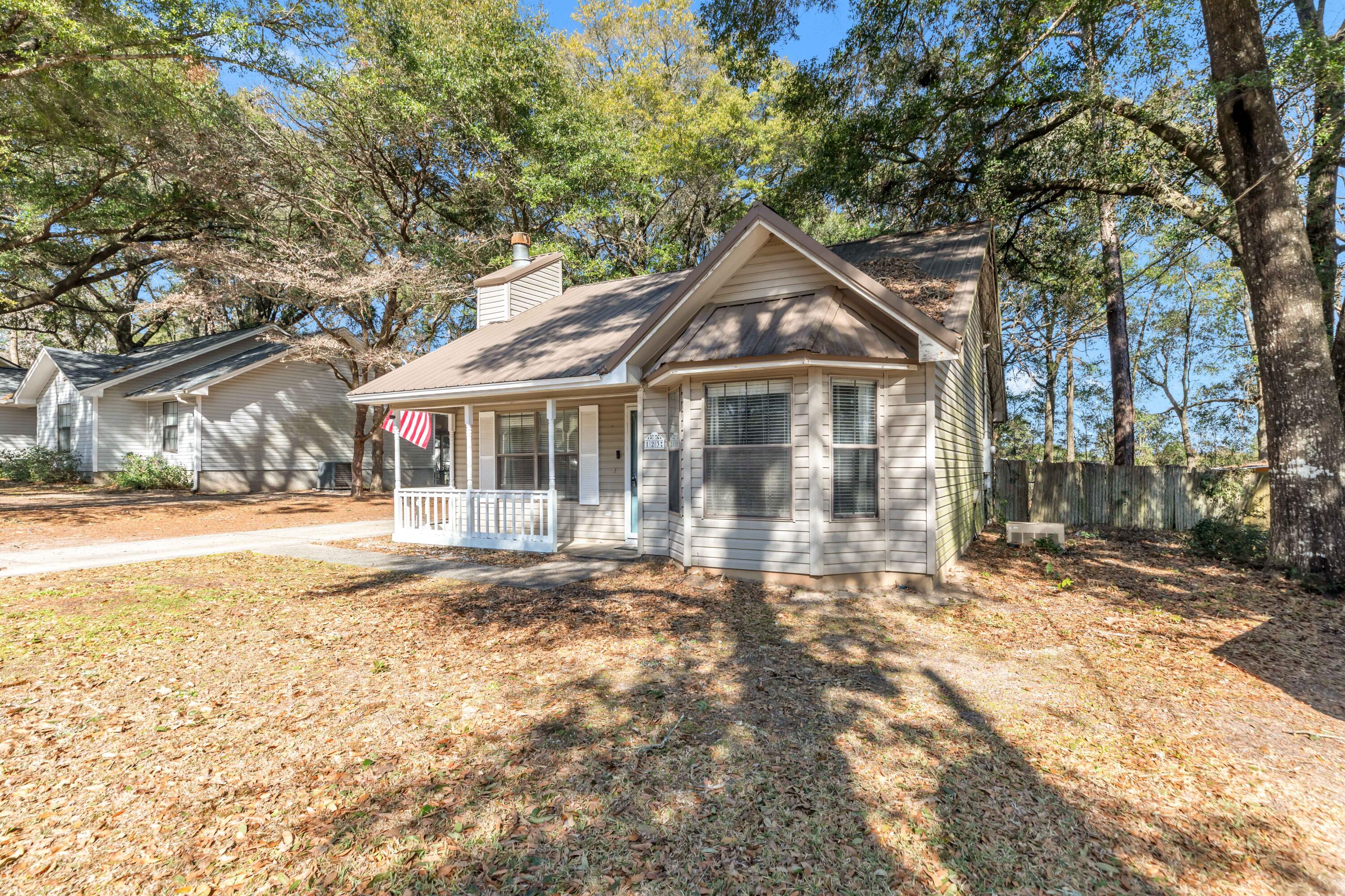 BEACONS BEND - Residential