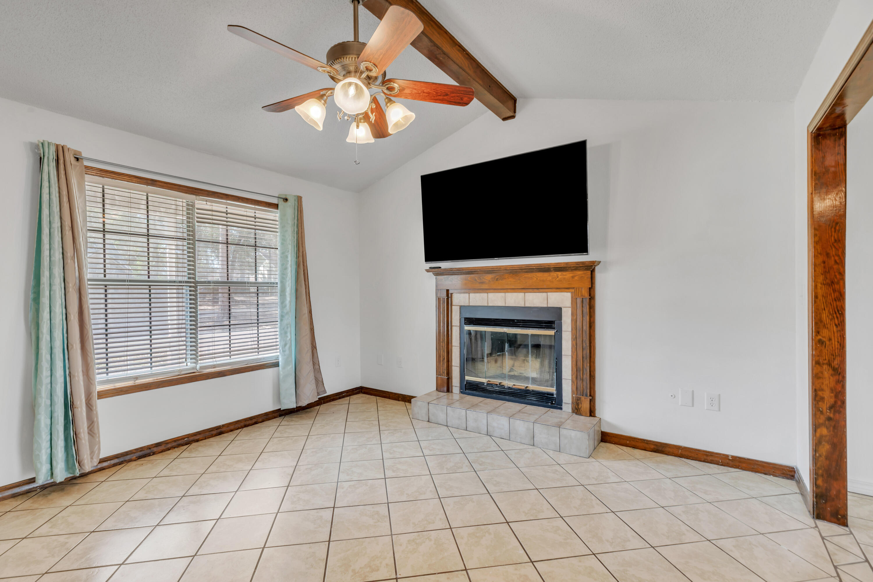 BEACONS BEND - Residential
