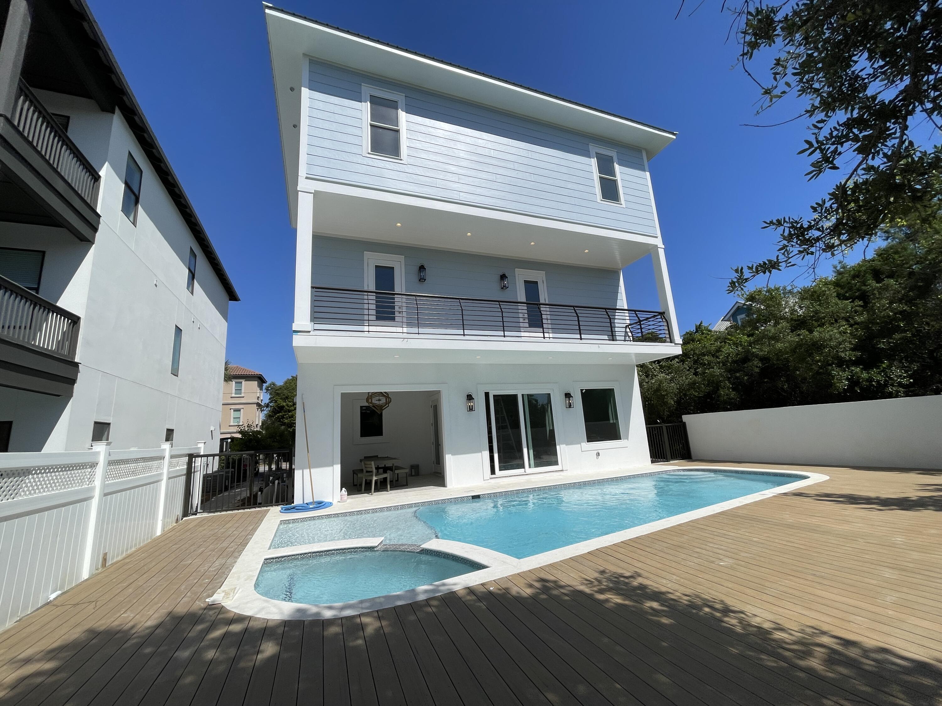 FRANGISTA BEACH - Residential
