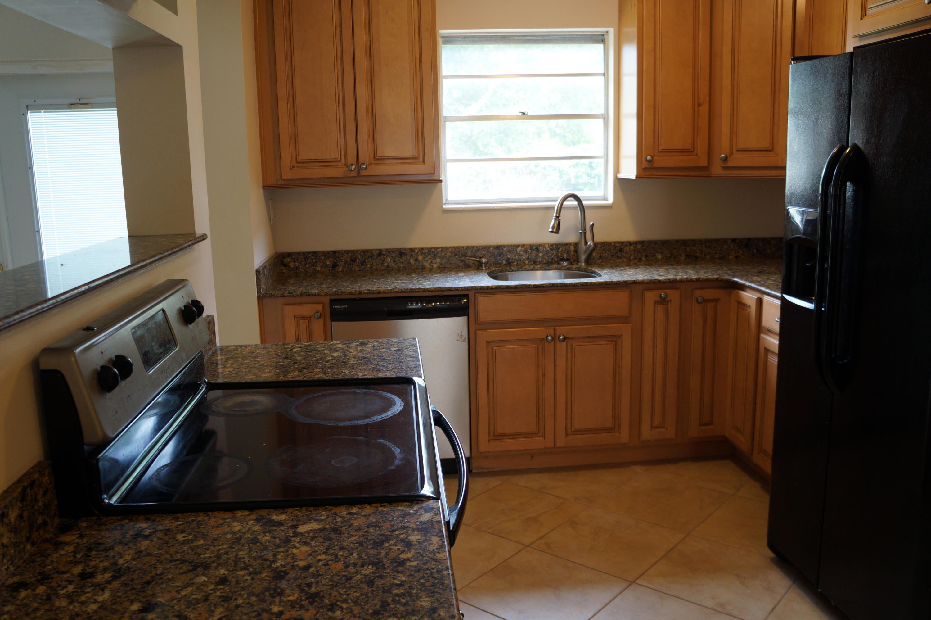 MIRAMAR ESTATES 4TH ADDN - Residential