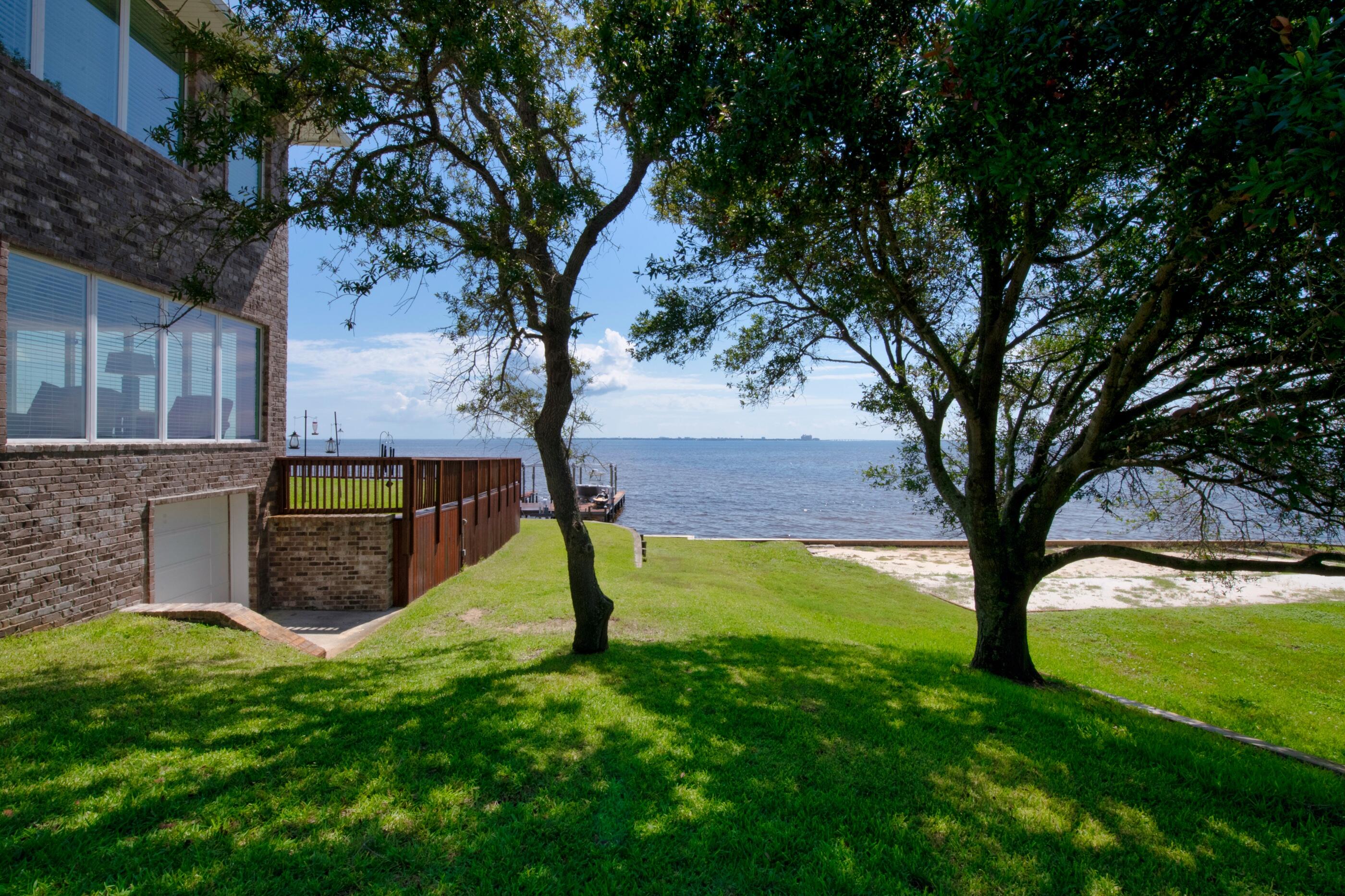 SHALIMAR POINTE S/D - Residential