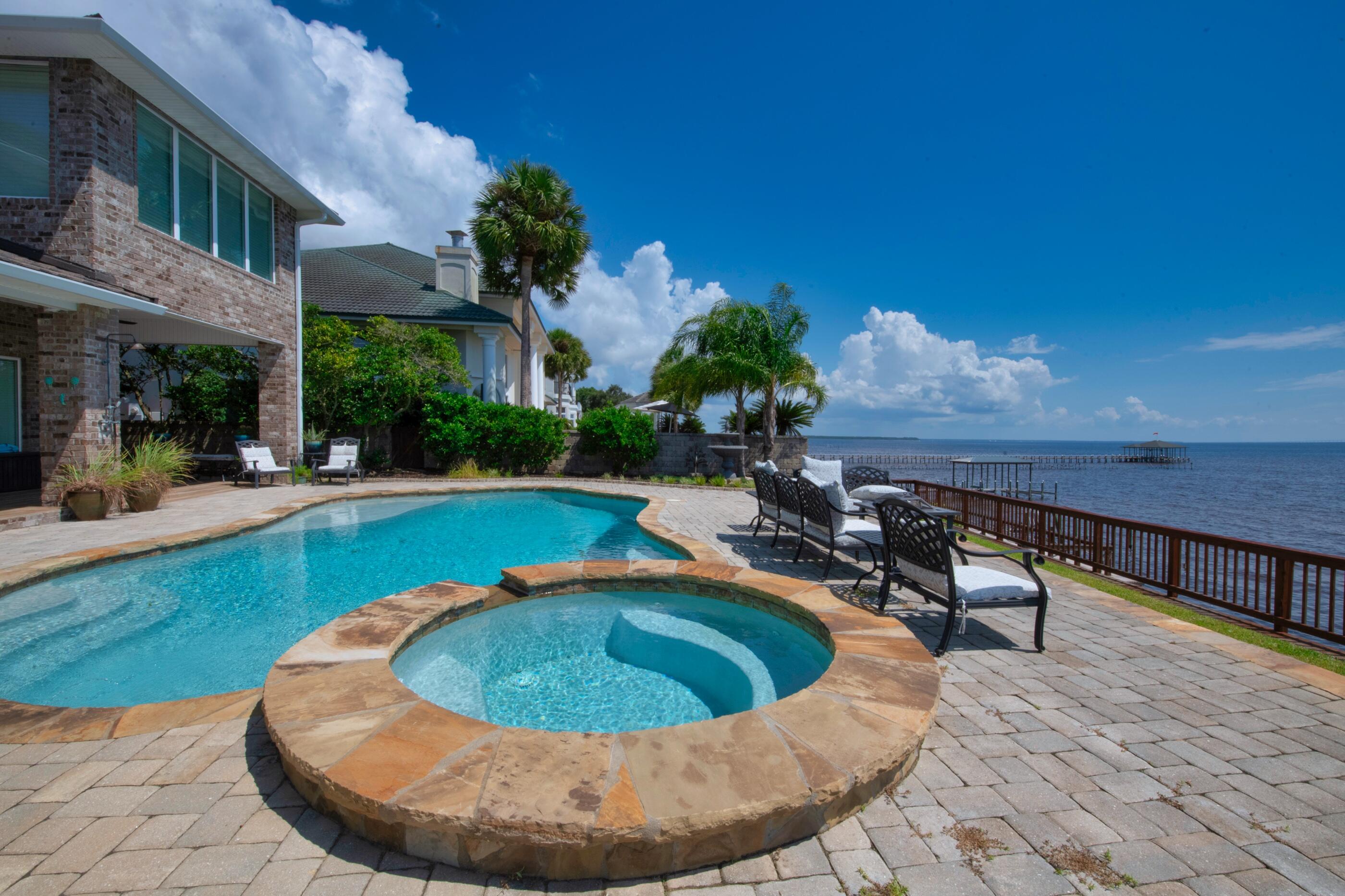 SHALIMAR POINTE S/D - Residential