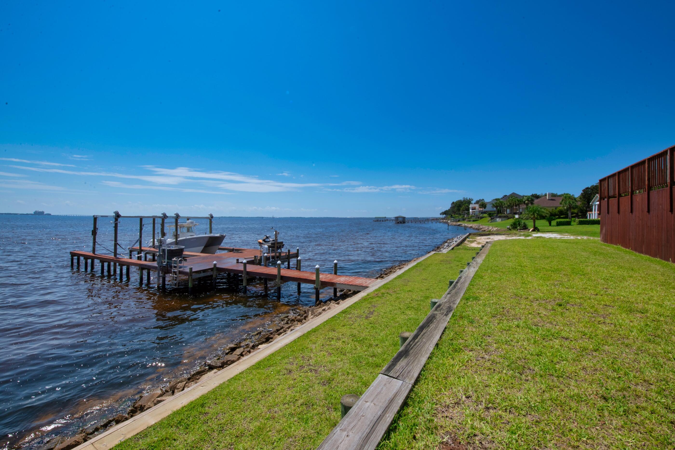 SHALIMAR POINTE S/D - Residential