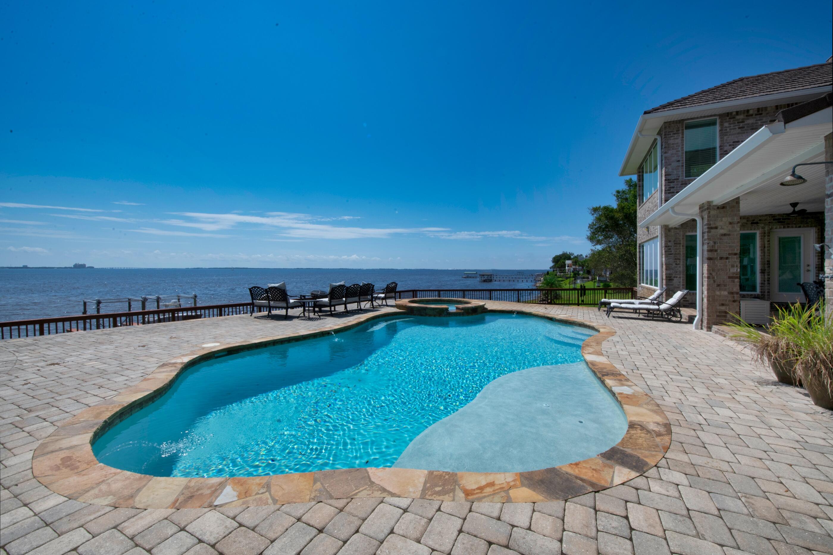 SHALIMAR POINTE S/D - Residential