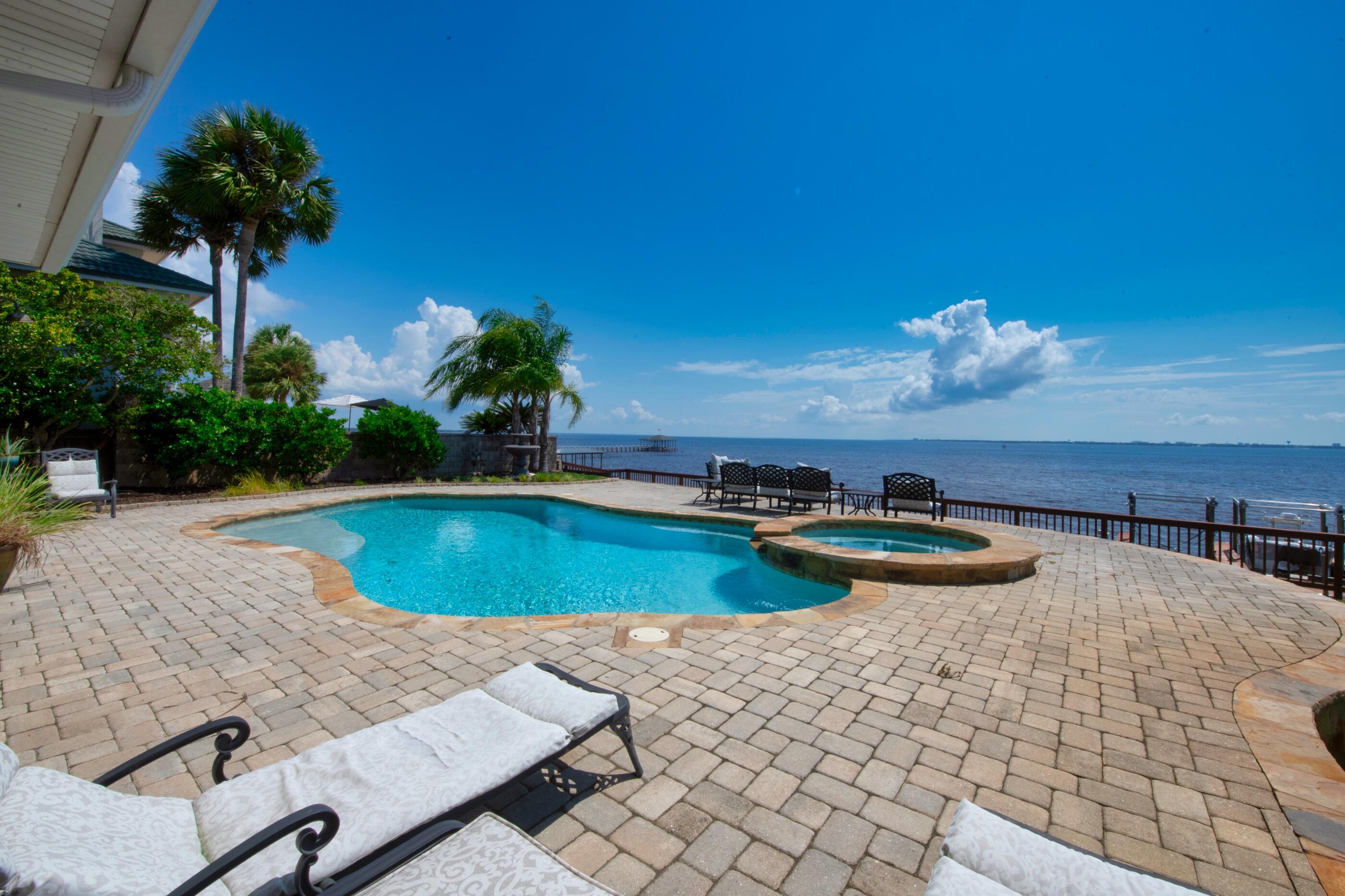 SHALIMAR POINTE S/D - Residential