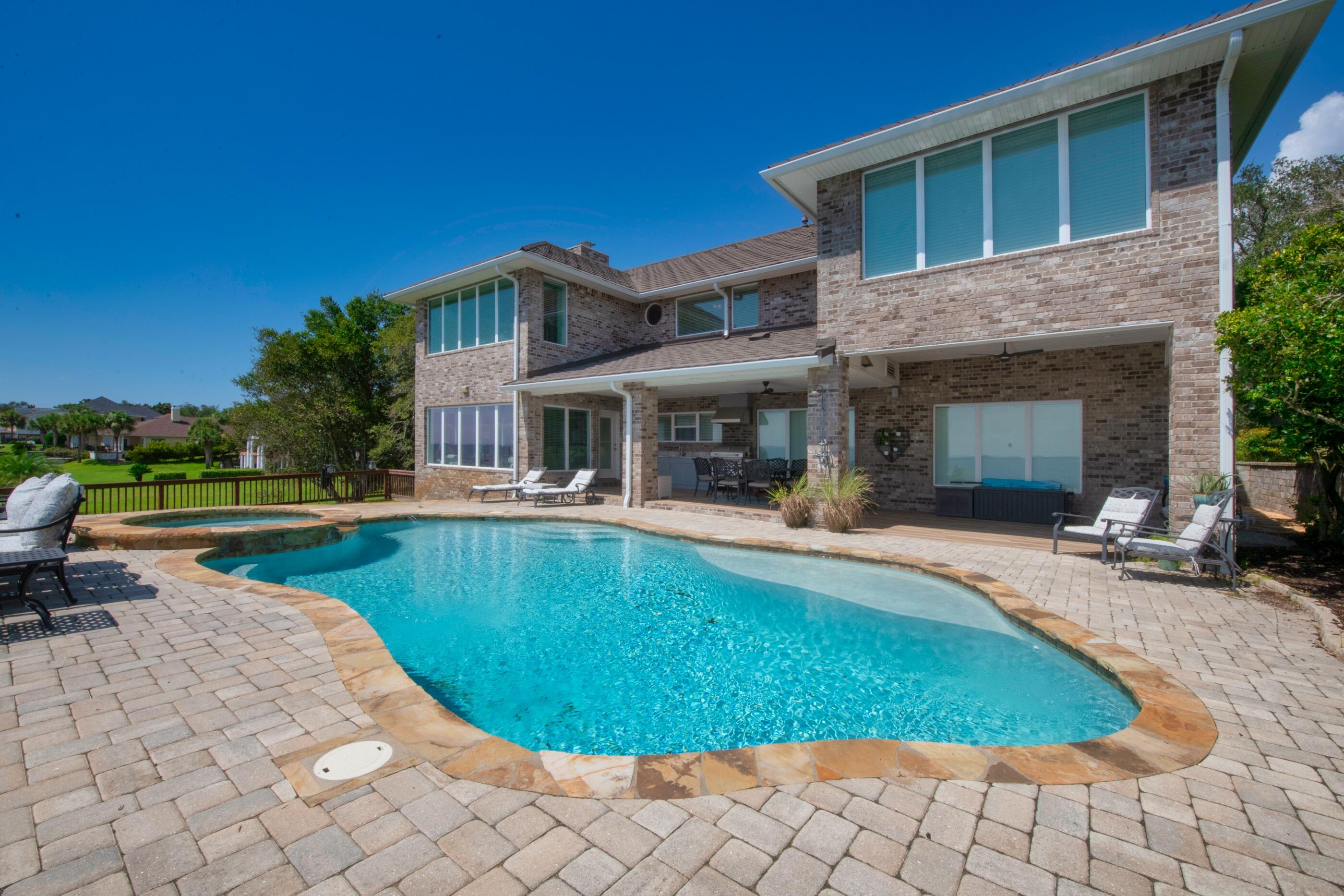 SHALIMAR POINTE S/D - Residential