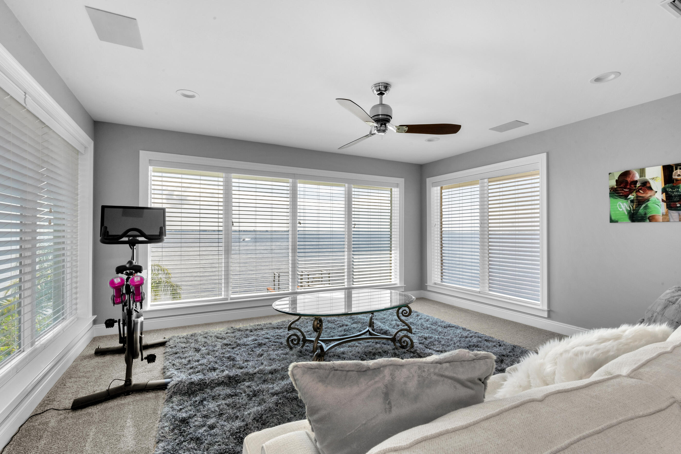 SHALIMAR POINTE S/D - Residential
