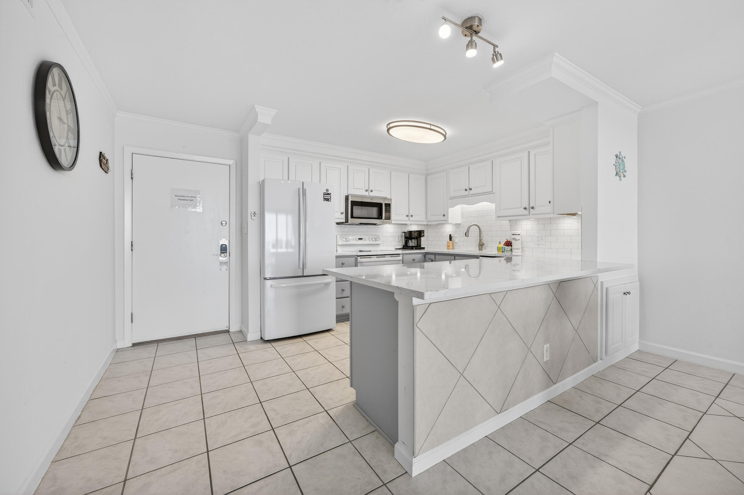 DOLPHIN POINT CONDO - Residential