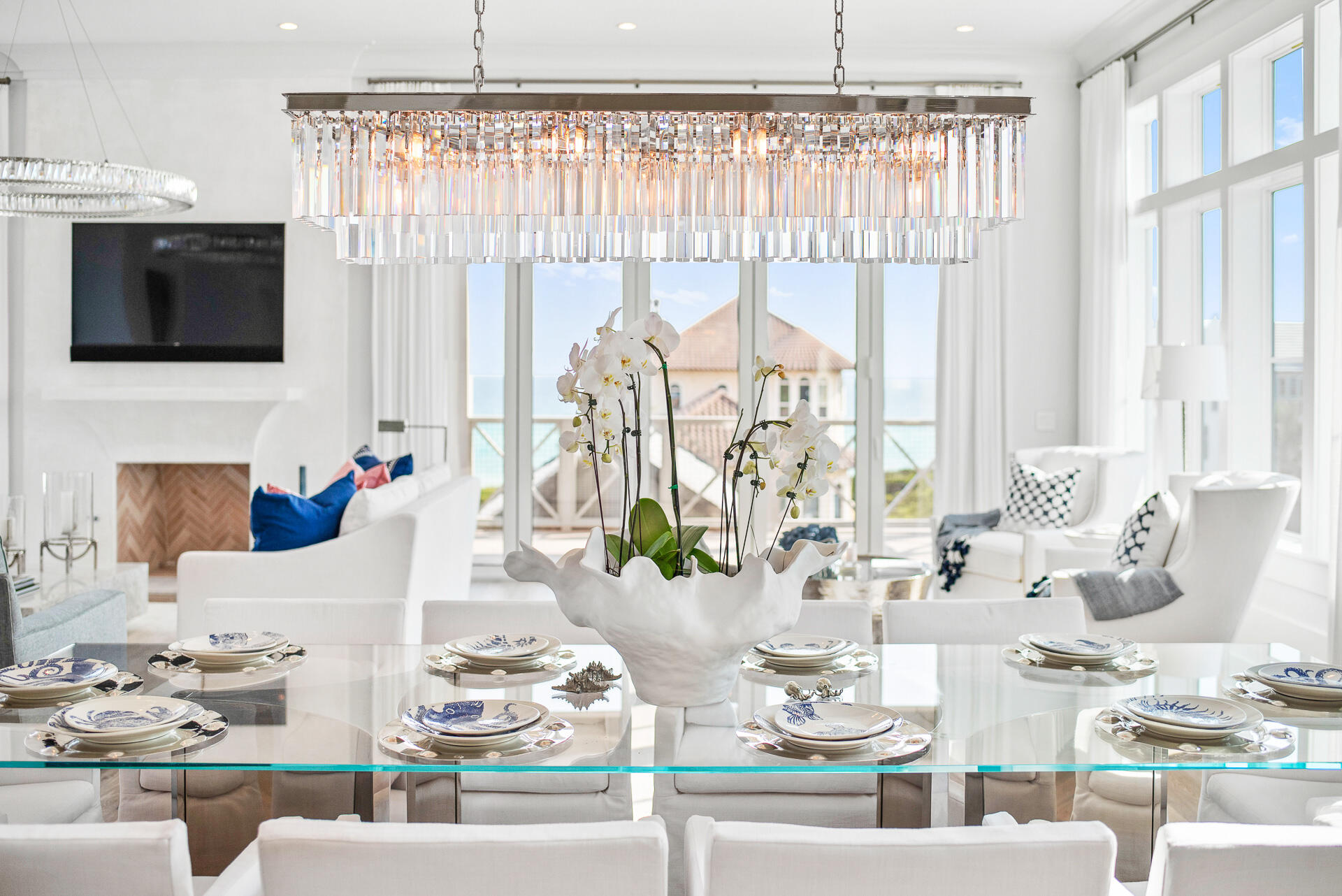 PARADISE BY THE SEA - Residential