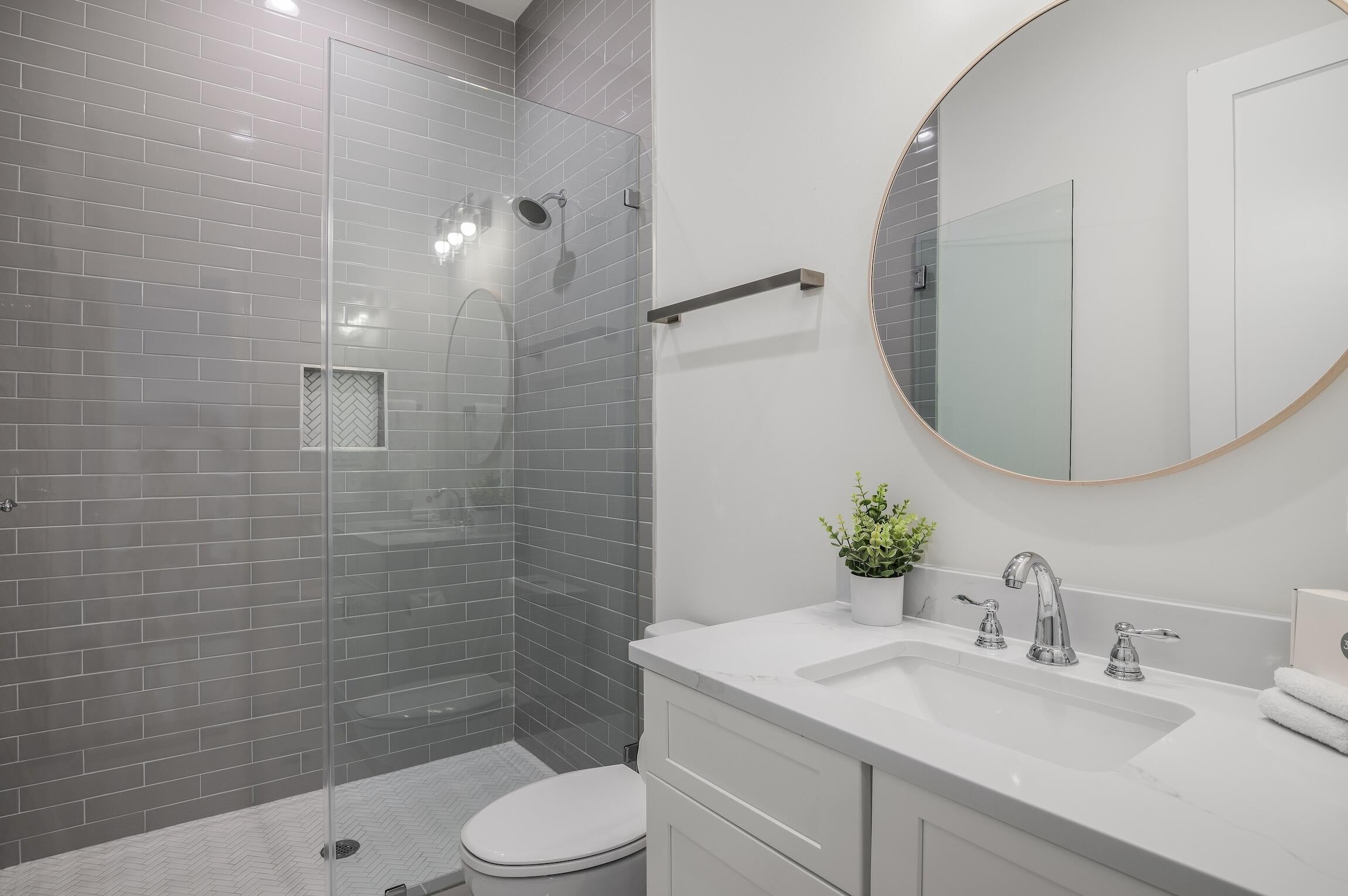 EASTERN LAKE S/D - Residential