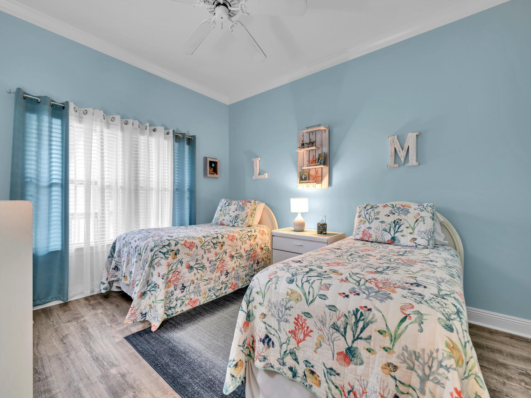 SEASCAPE CONDO PH 10 - Residential