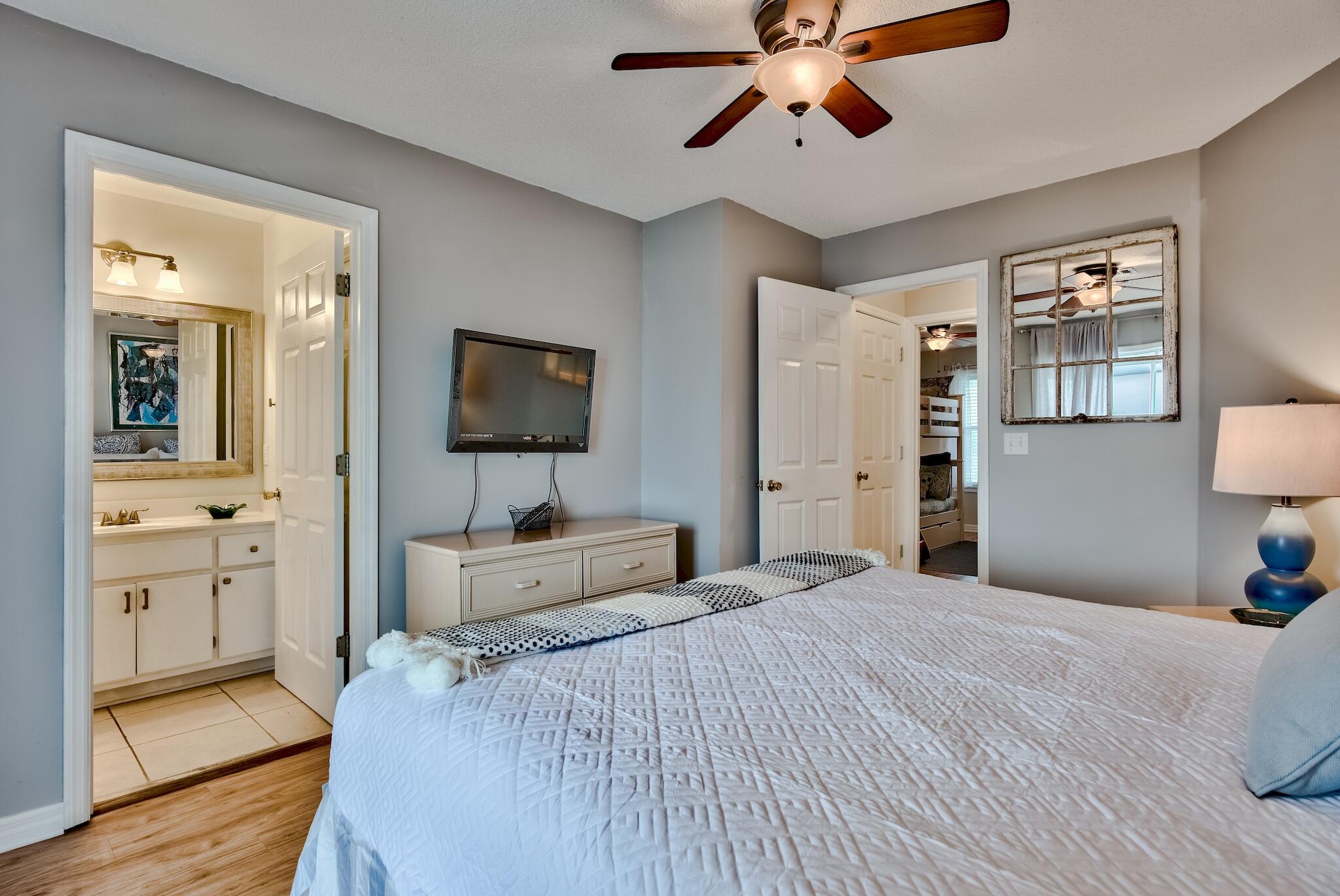 BEACHSIDE VILLAS CONDO - Residential