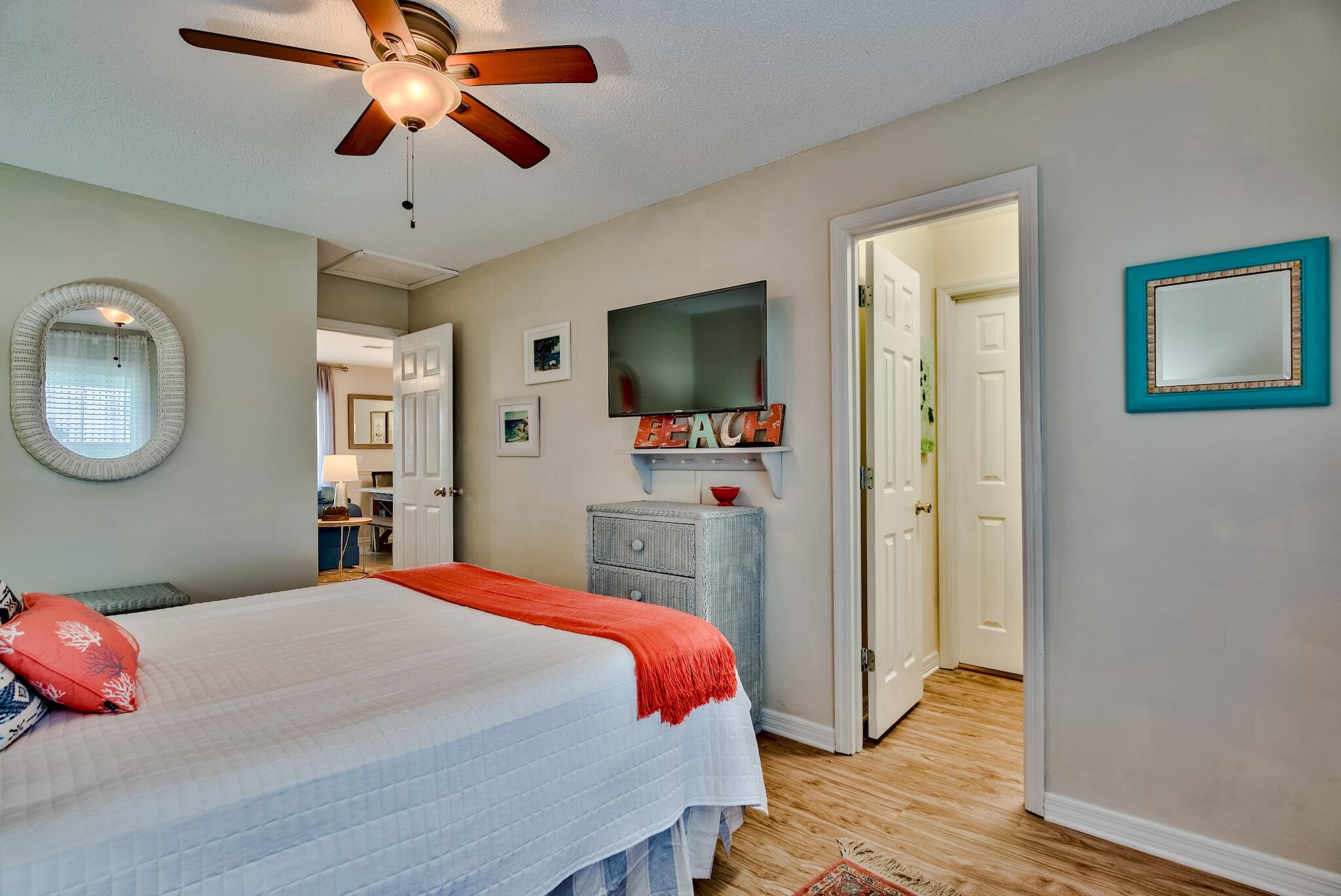 BEACHSIDE VILLAS CONDO - Residential