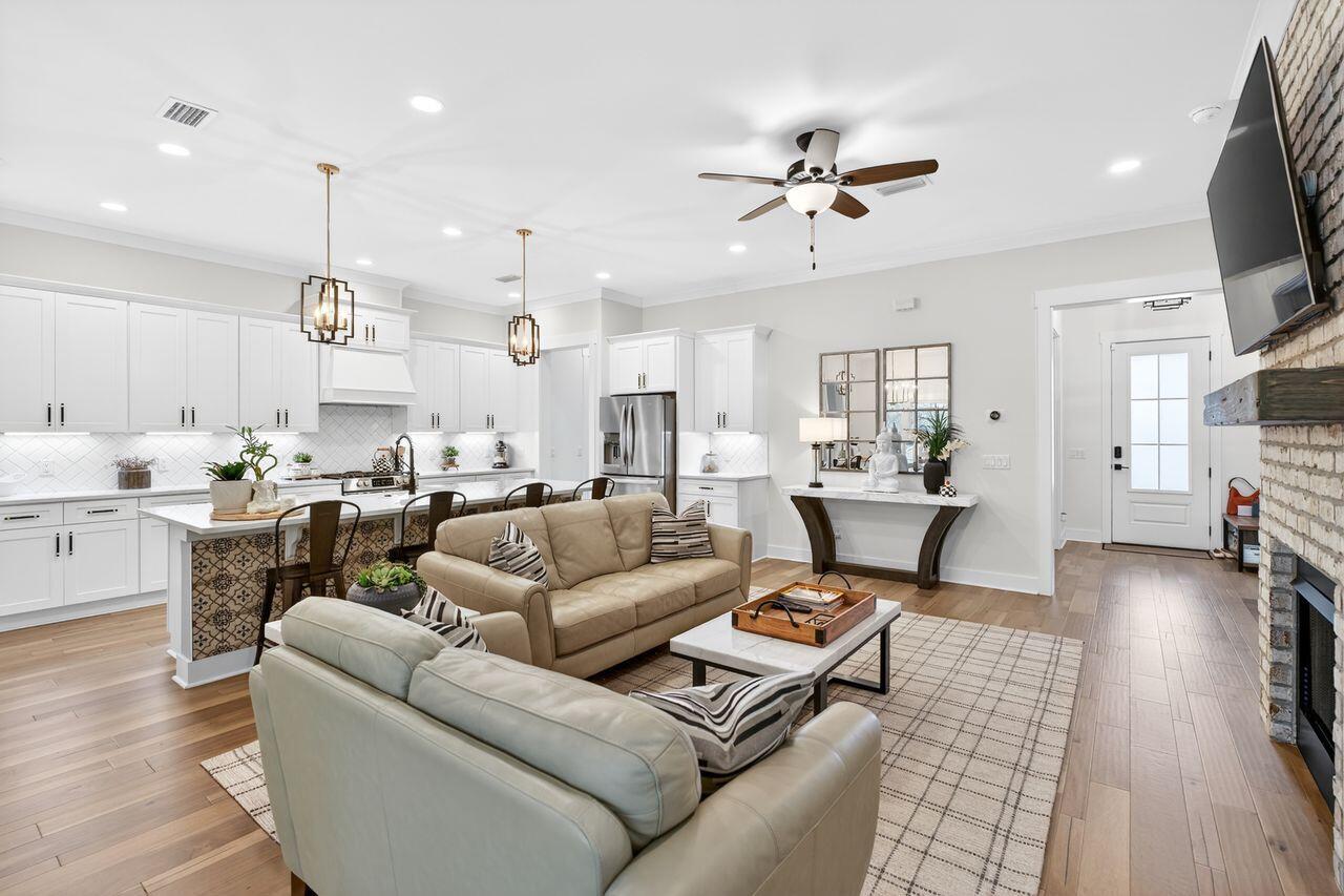 Deer Moss Creek - Residential