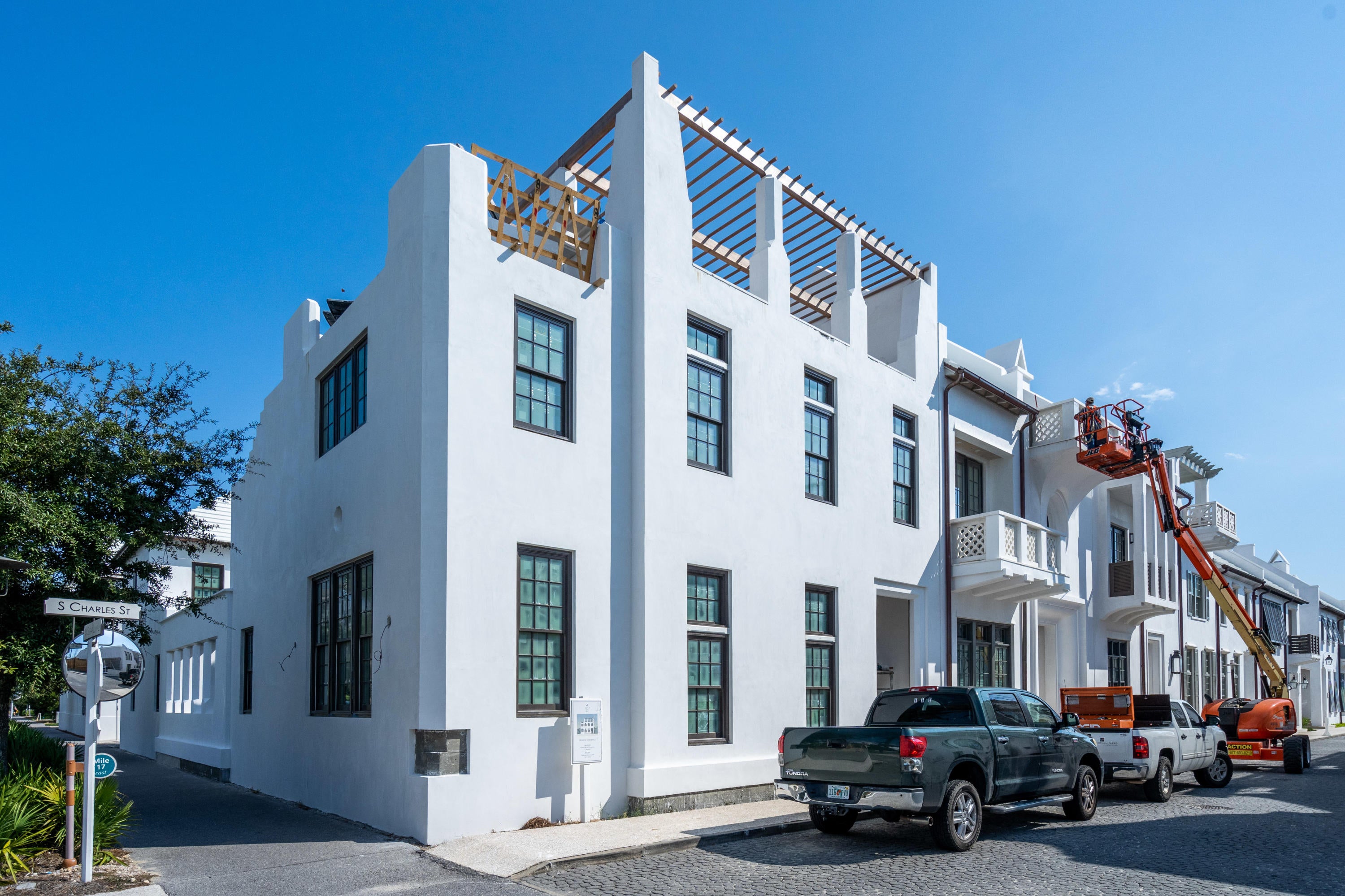 ALYS BEACH - Residential