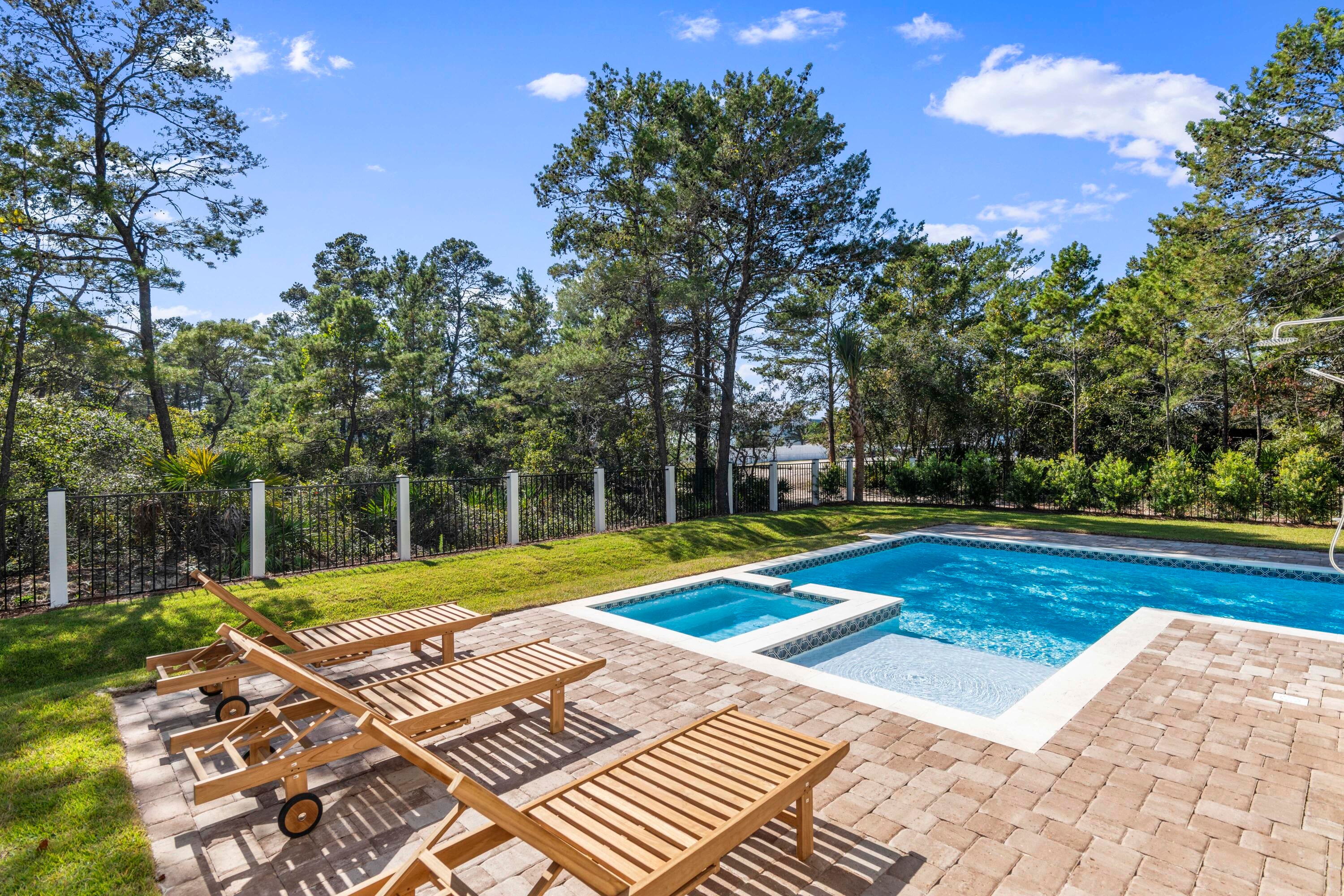 GULFVIEW HEIGHTS - Residential