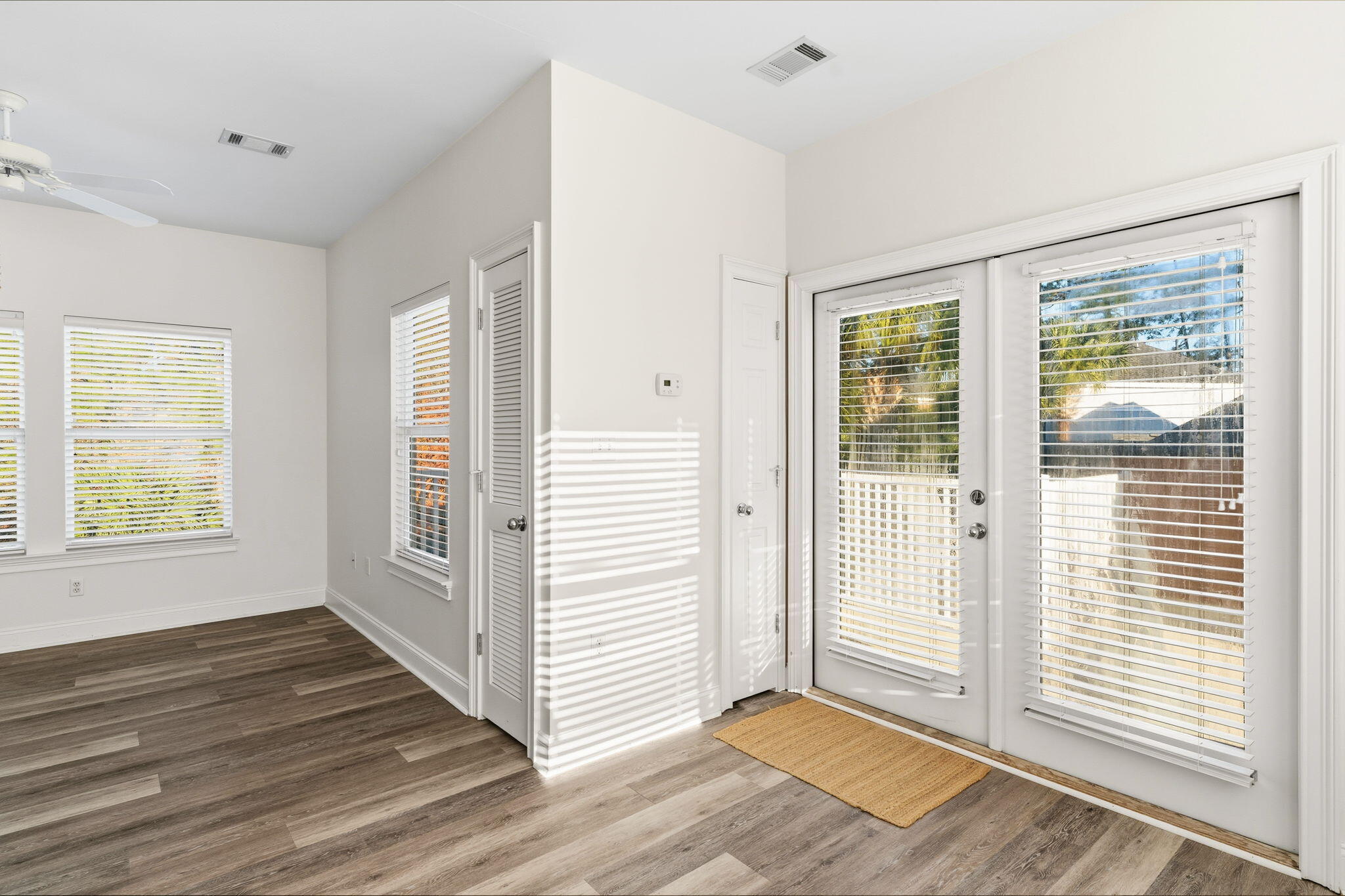 FAIRWAY VILLAS - Residential