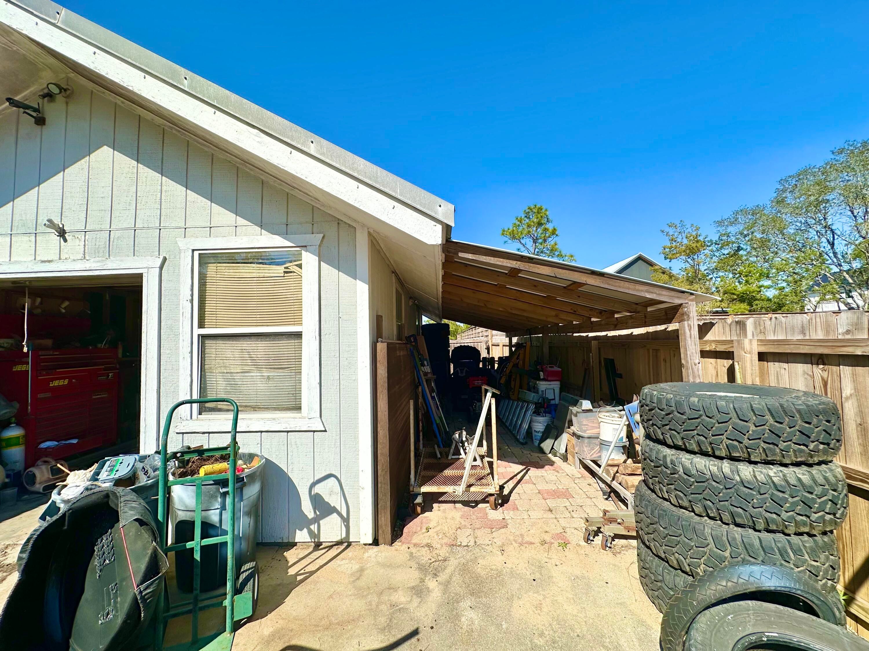 ELIZABETH FARMS 2ND ADDN UNREC - Residential